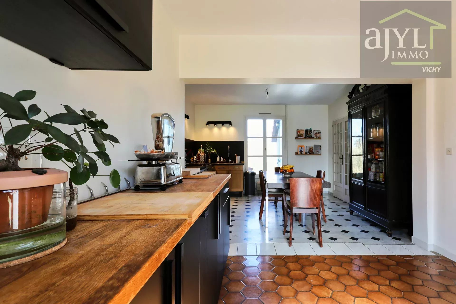 Agence immobilière de AJYL IMMO VICHY