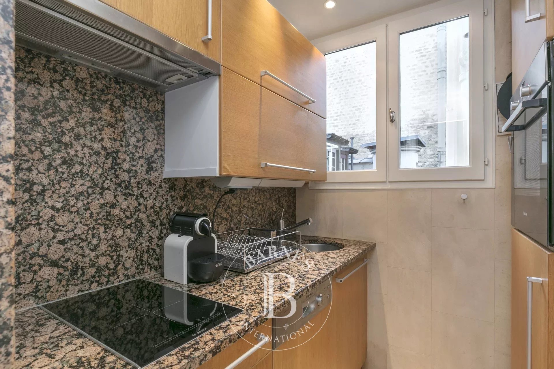 Daire Paris 8ème - picture 7