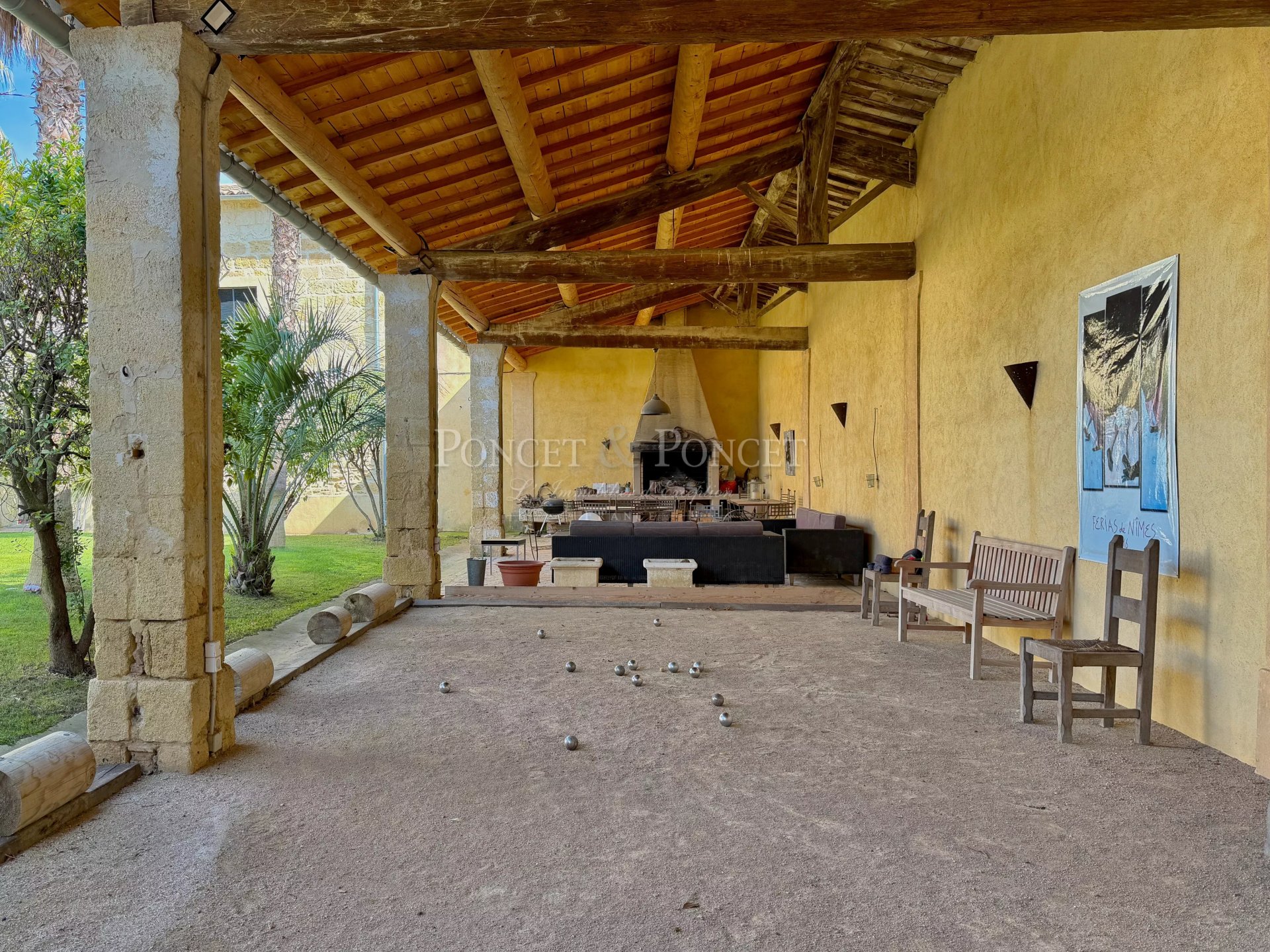 7 Bedroom Villa/Townhouse's Image 6