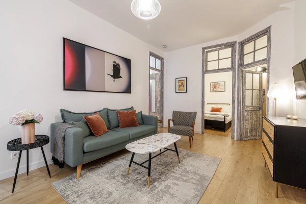 EXCLUSIVE - VILLEFRANCHE-SUR-MER - BEAUTIFUL 2/3 BEDROOM APARTMENT OF 58M2, RENOVATED — photo 4