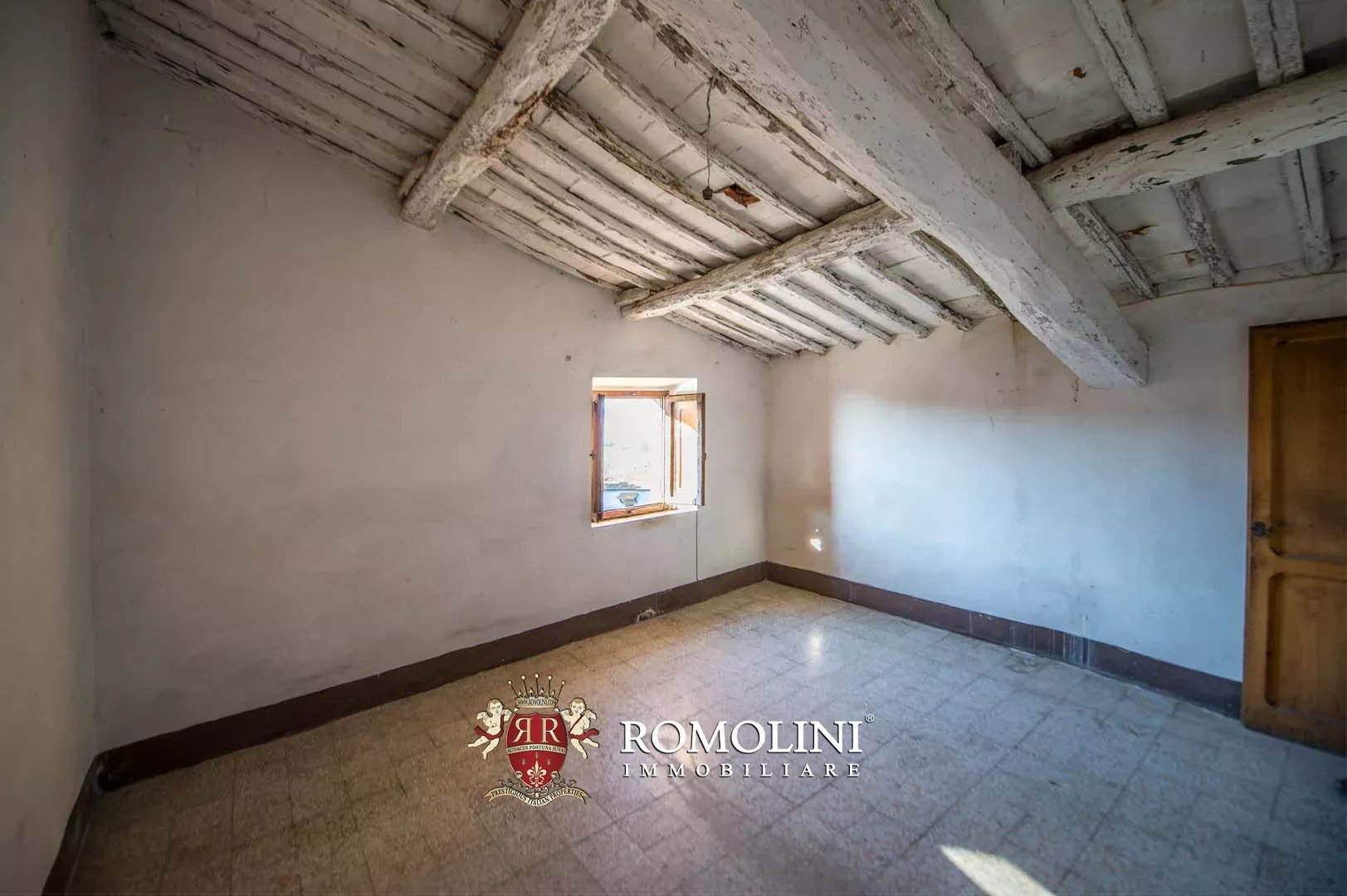 4 Bedroom Vineyard's Image 25