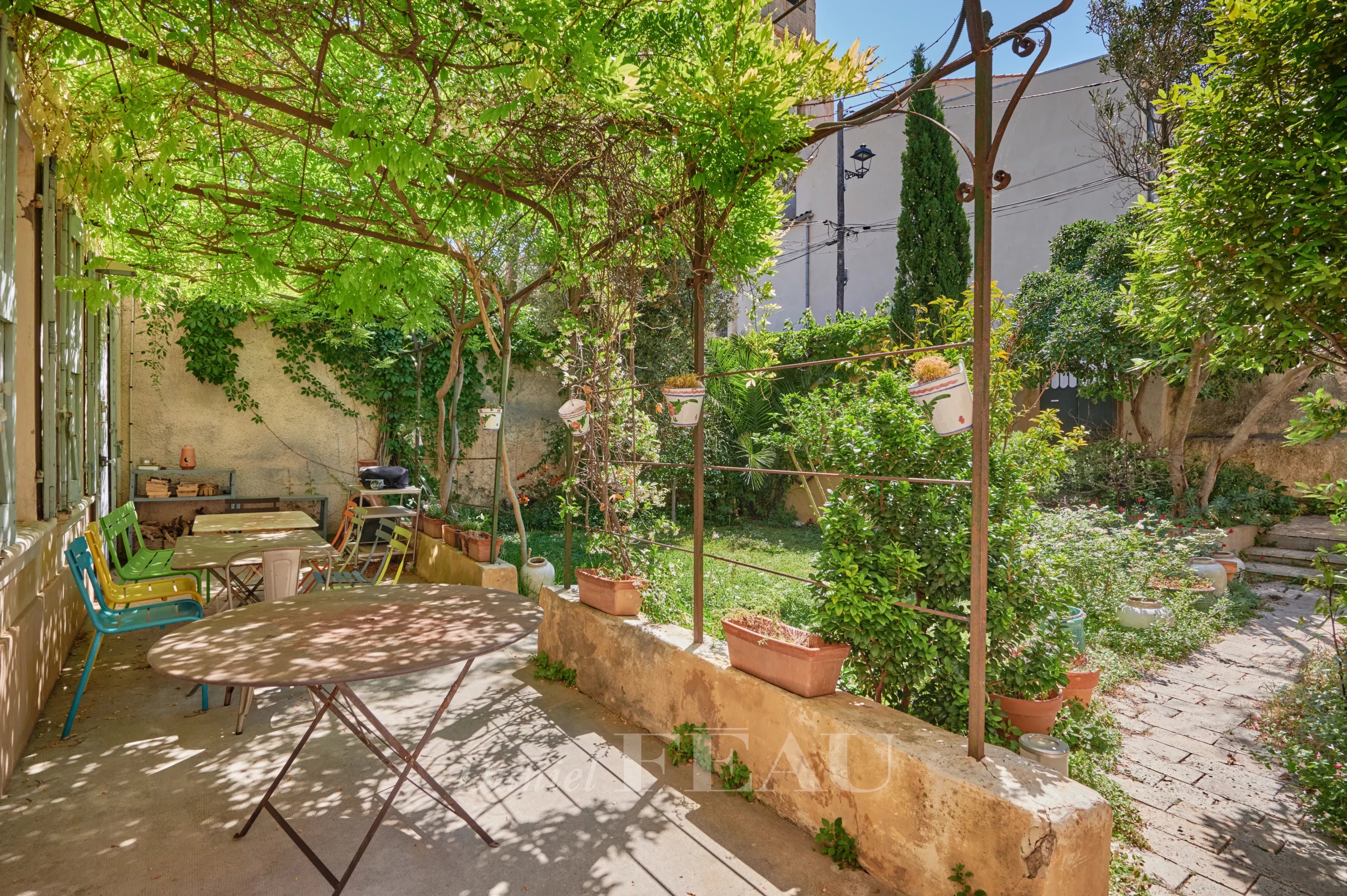 Marseille 7ème – Maison singulière avec jardin