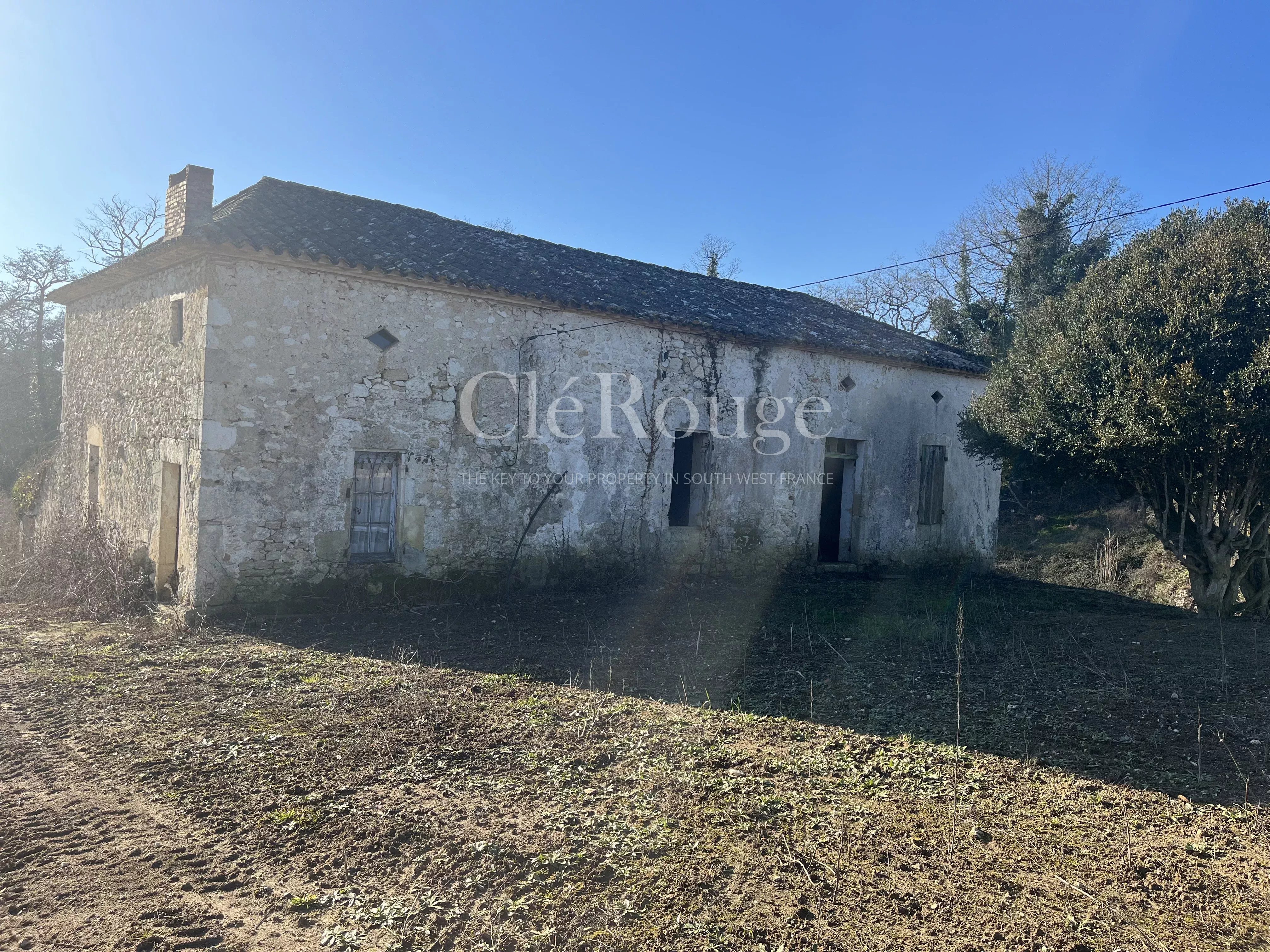 House in Gensac - Image 3