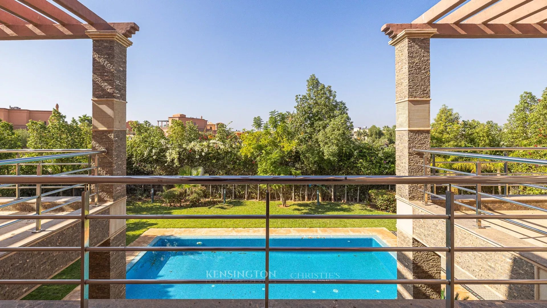 4 Bedroom Villa/Townhouse's Image 17