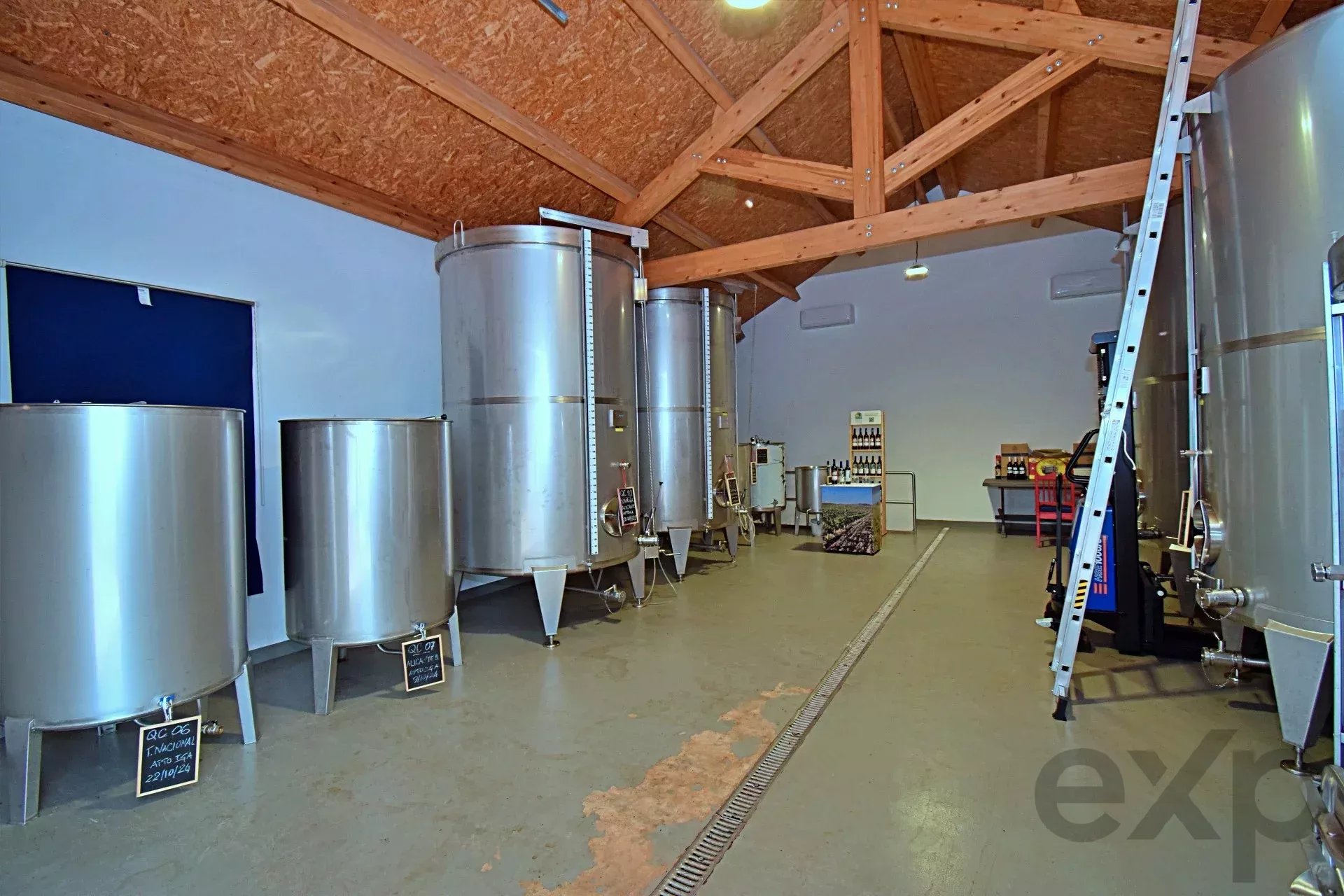 Prestigious Wine Estate – DOC Alentejo Wine Production 7050-000 image 4