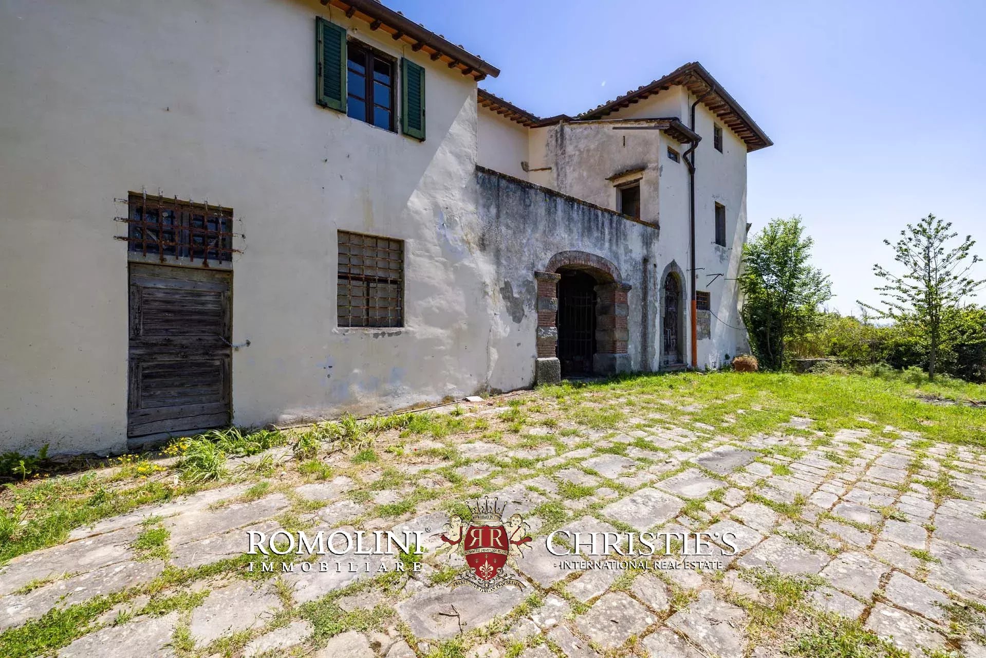 7 Bedroom Villa/Townhouse's Image 6