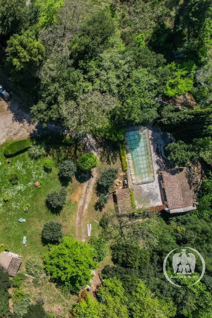 Terreno  - 3000.0 m2 -  680.000 € -