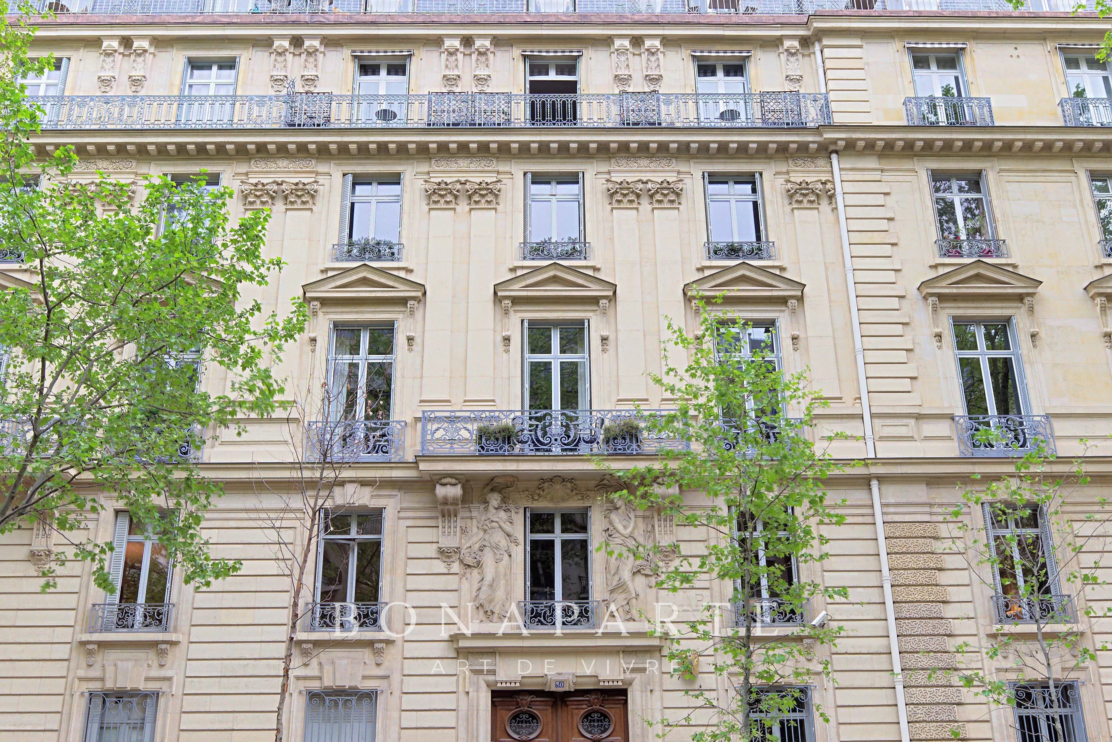 Paris 8ème