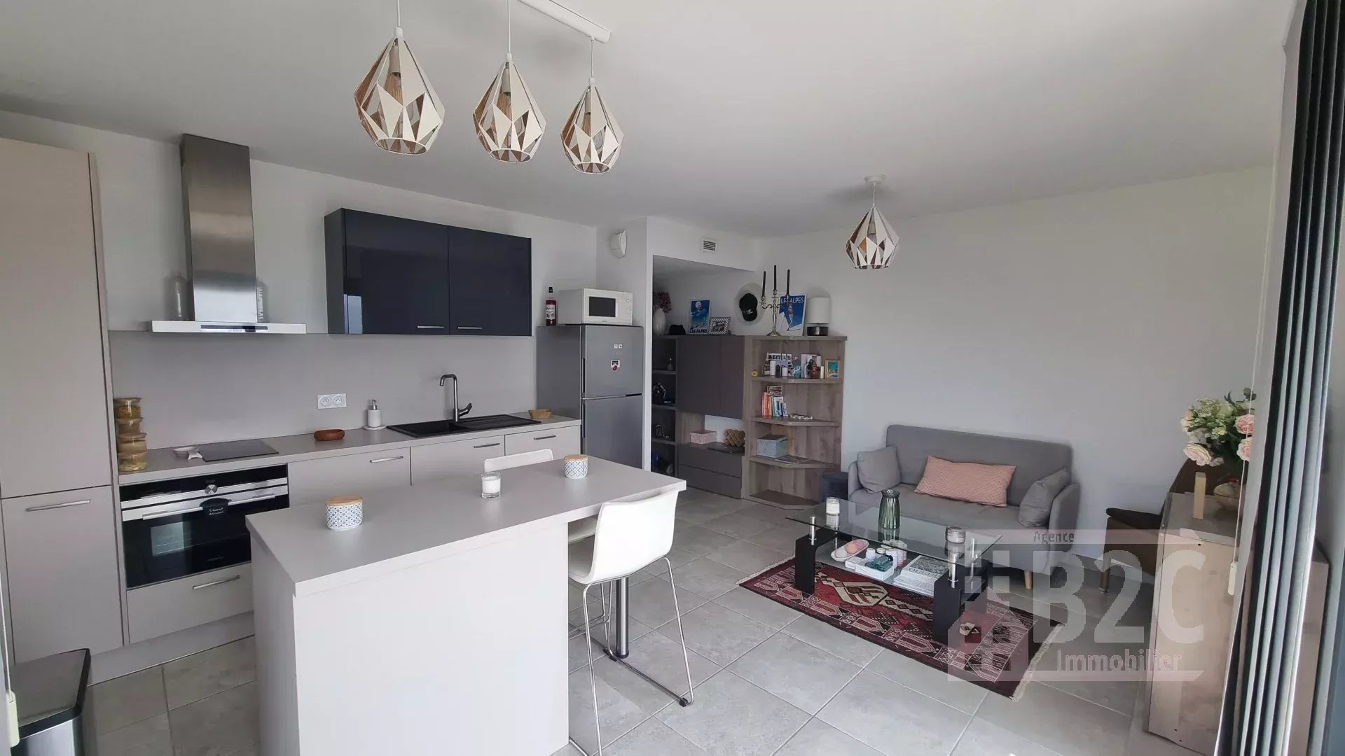 GRENOBLE - Appartement de type 2 + place de parking