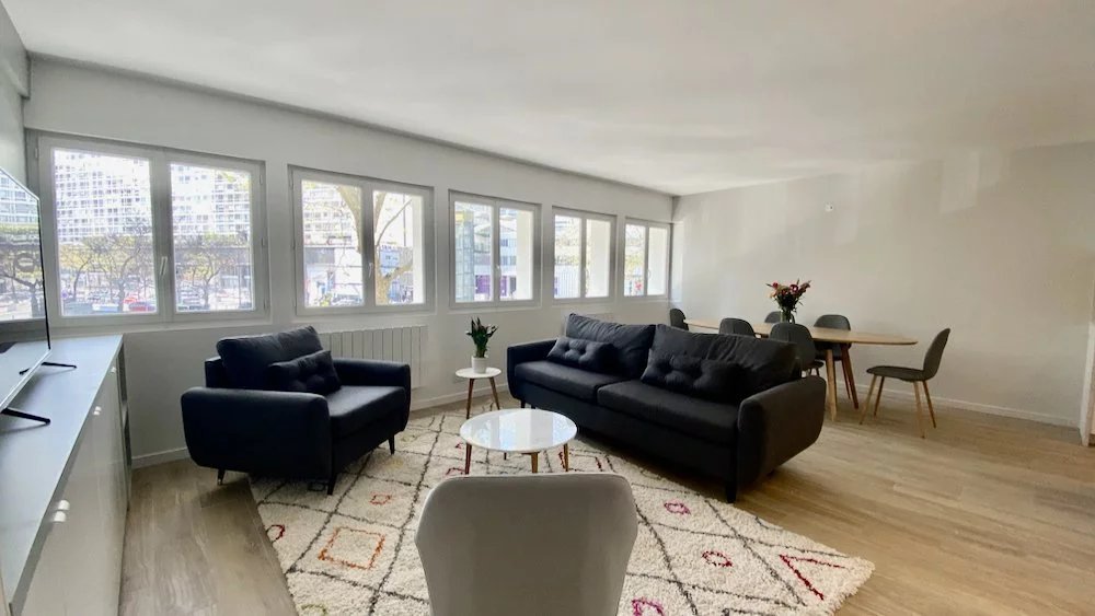 Agence immobilière de Un Appartement À Paris