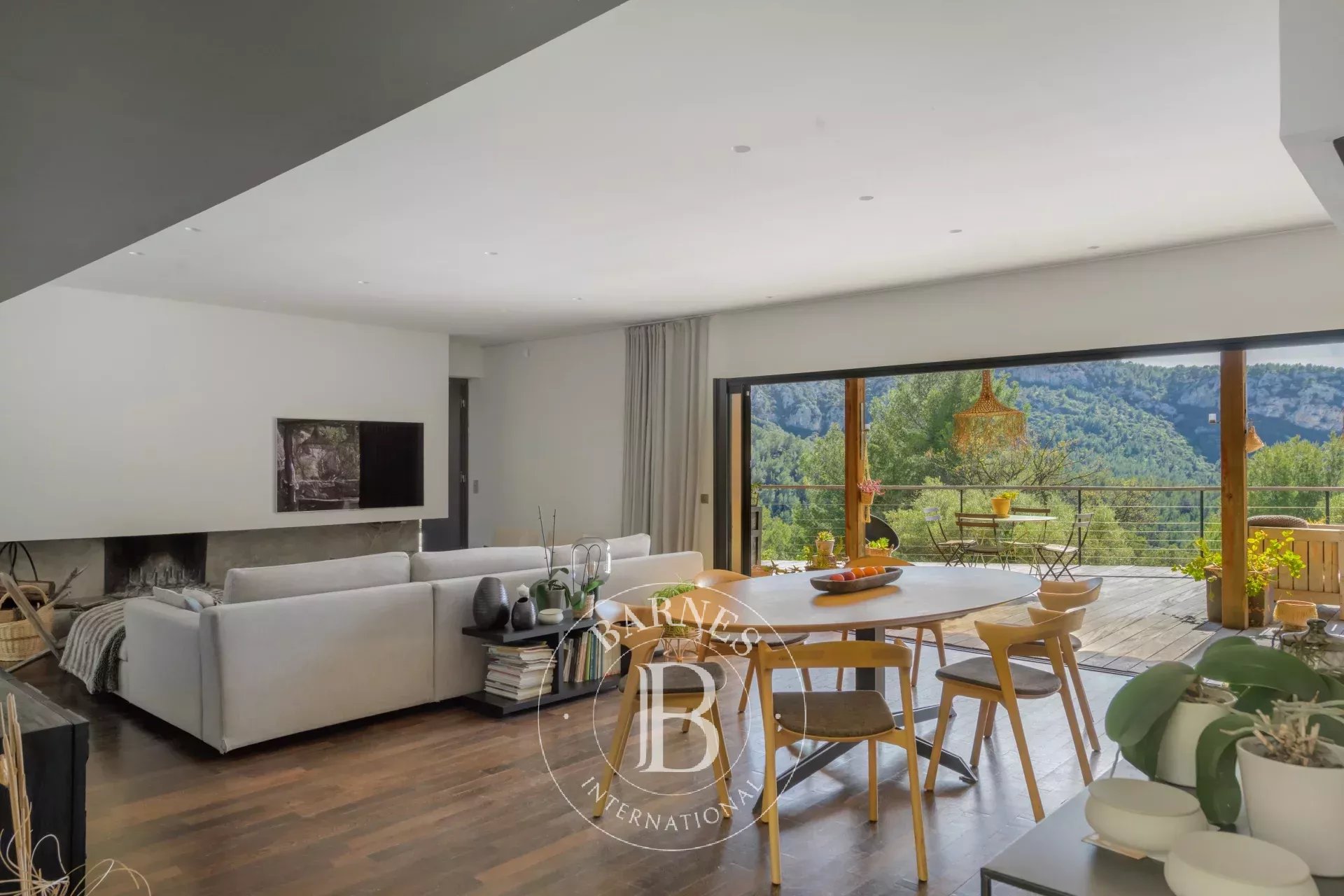 Ev Évenos - picture 17