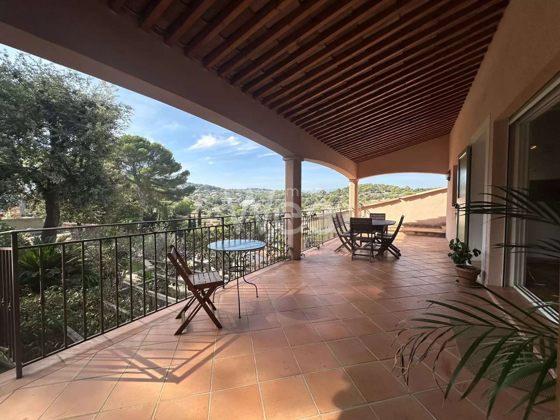 ANTIBES SAINT MAYMES