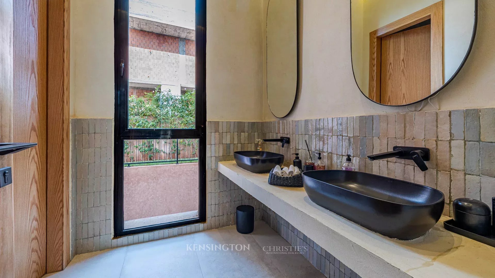 4 Bedroom Villa/Townhouse's Image 22