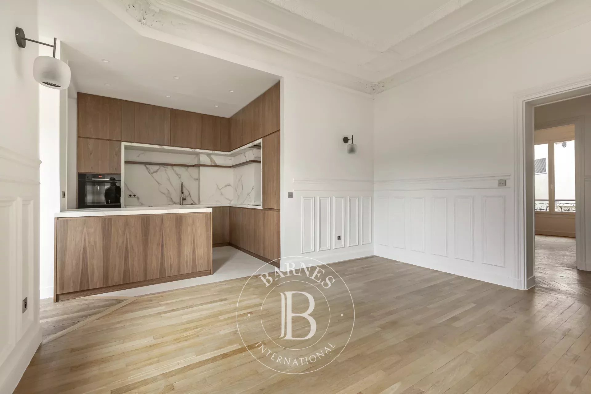 ARC DE TRIOMPHE - 2 BEDROOMS - 5TH FLOOR - IMMACULATE CONDITION - picture 12
