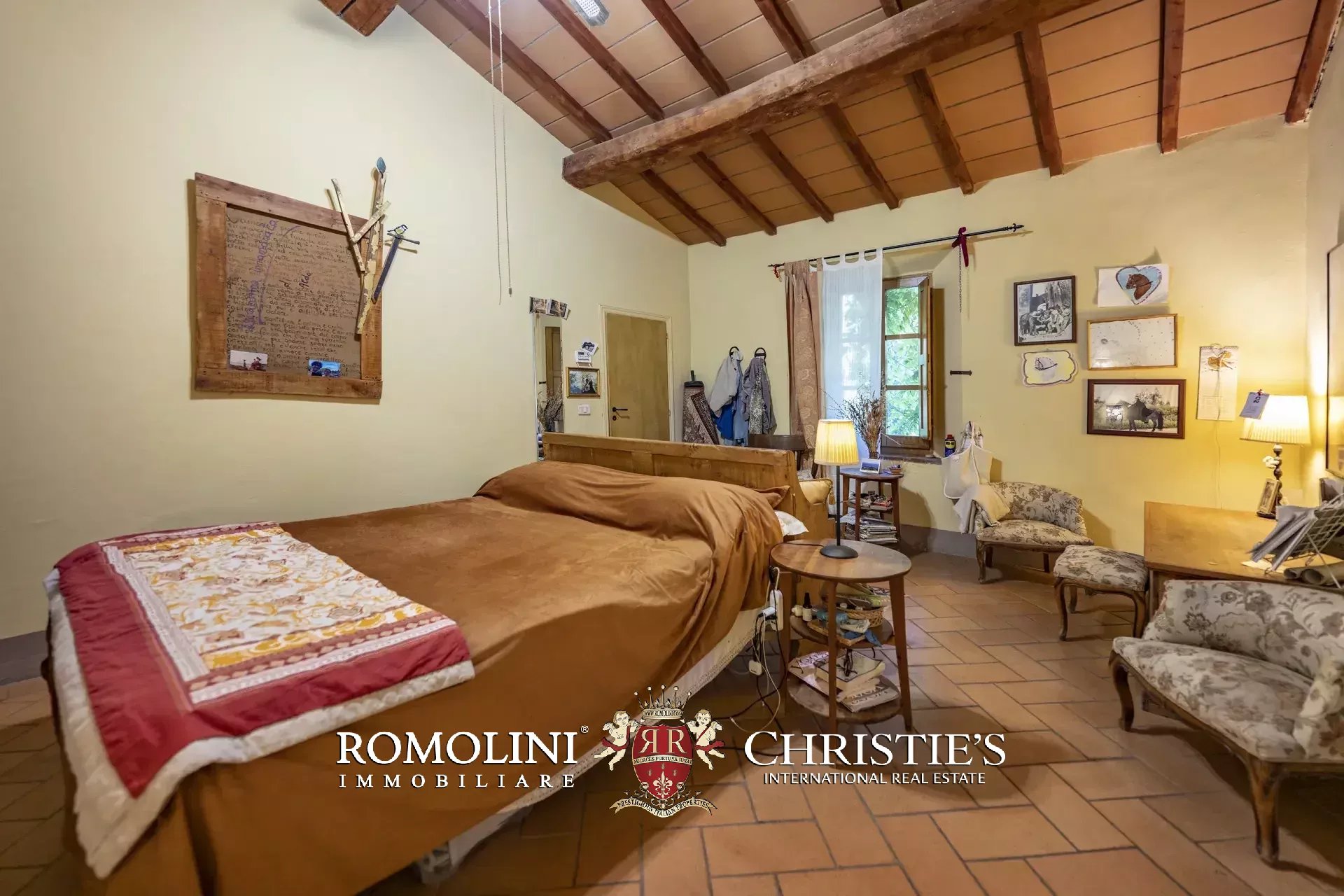 9 Bedroom Horse Property's Image 51
