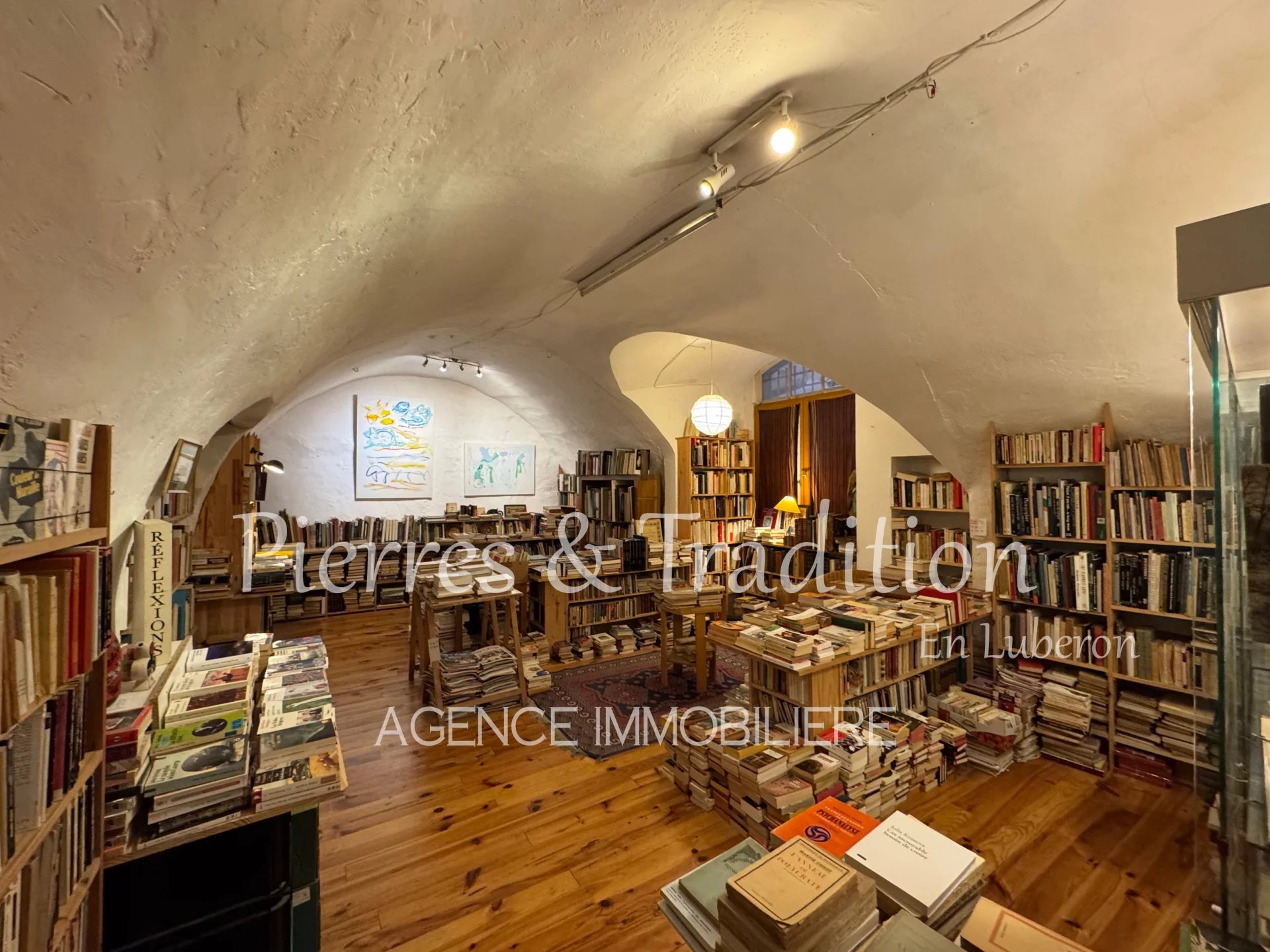 Agence immobilière de Pierres et Tradition en Luberon Apt