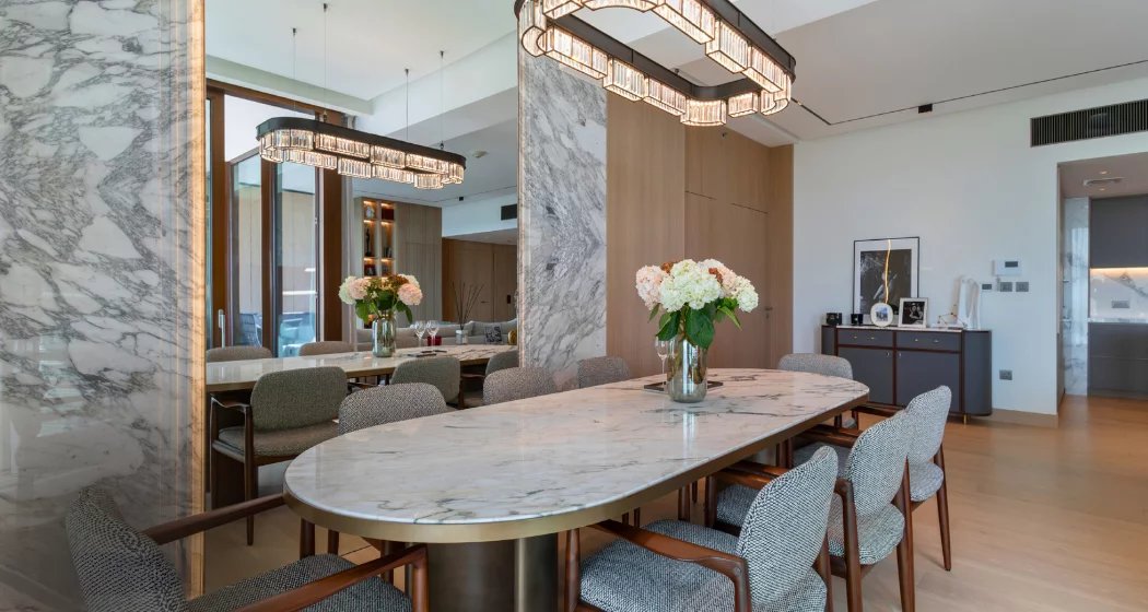 Luxurious 2-Bedroom Residence with Skyline View