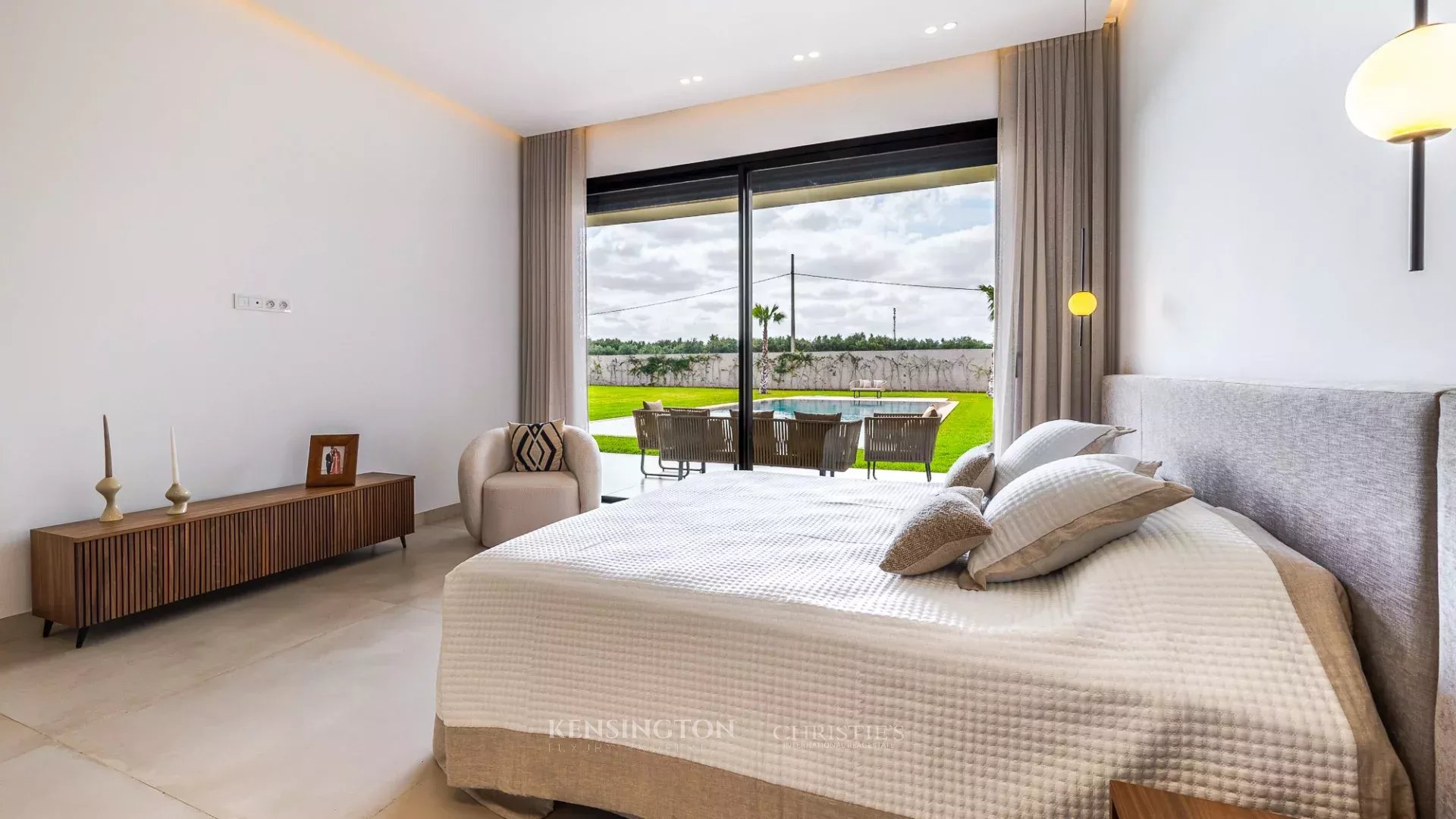 4 Bedroom Villa/Townhouse's Image 33
