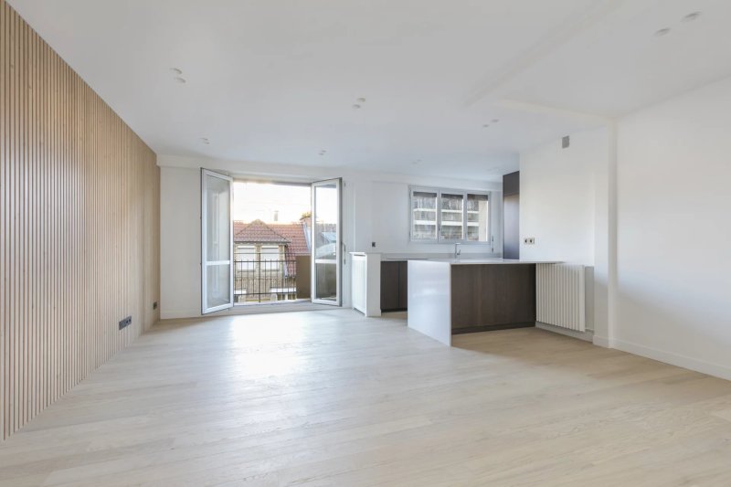 For Sale Apartment | Neuilly-sur-Seine - picture 2