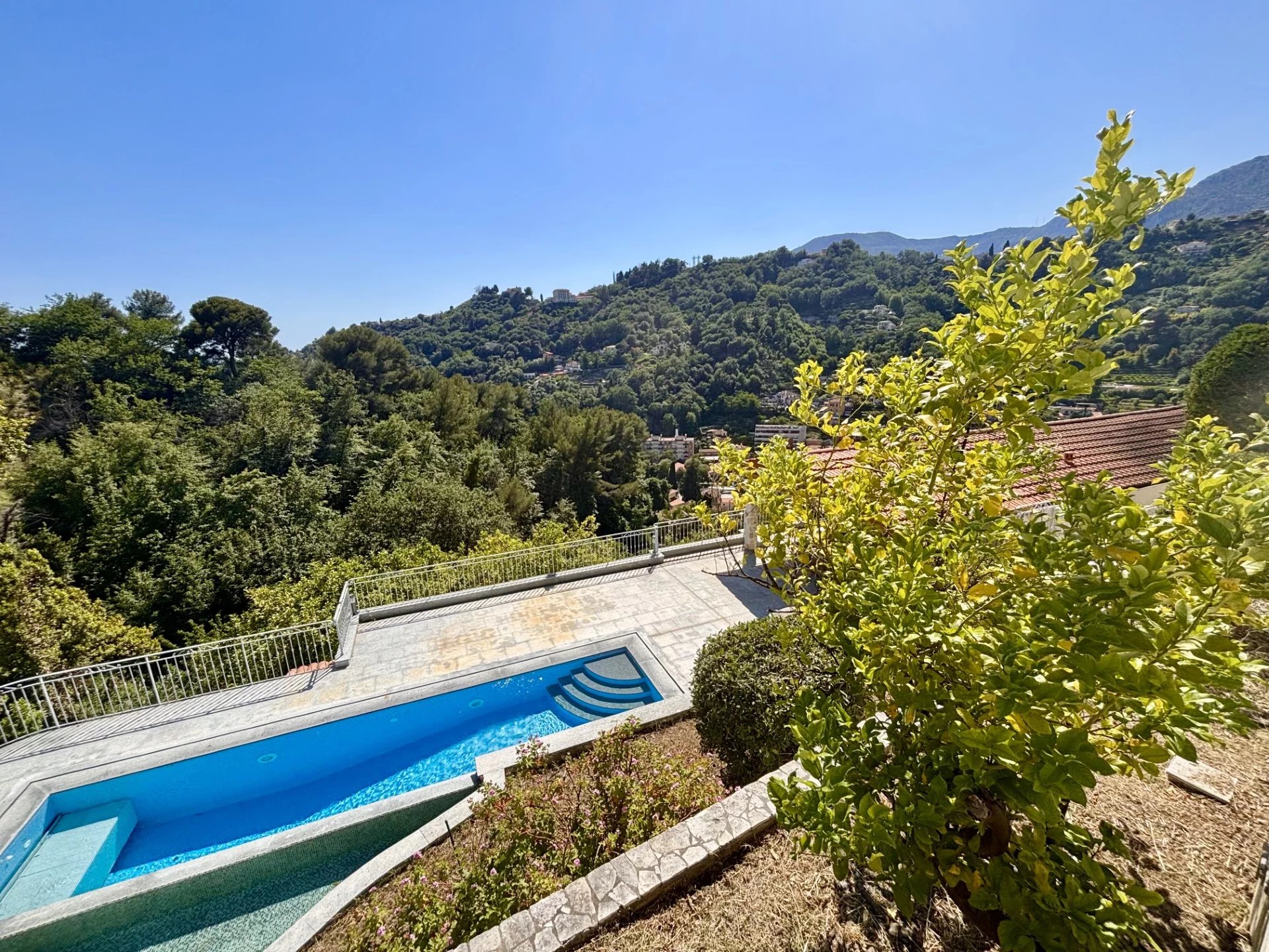 Sale House Menton