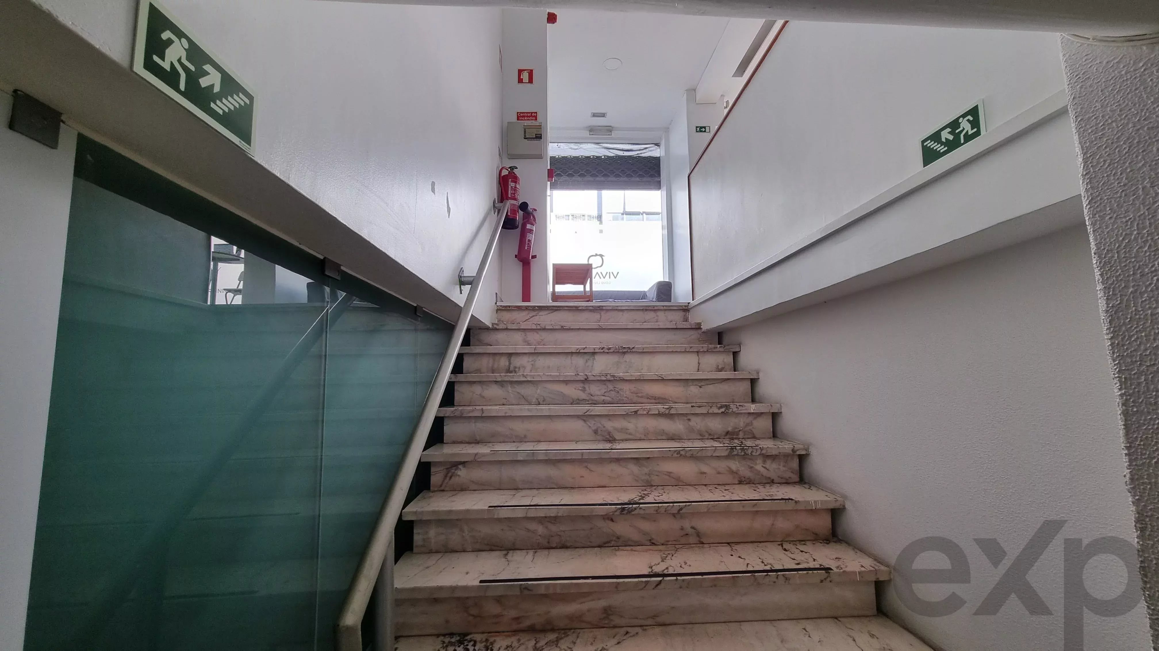 Store with profitability in Benfica central zone 86662021 image 7