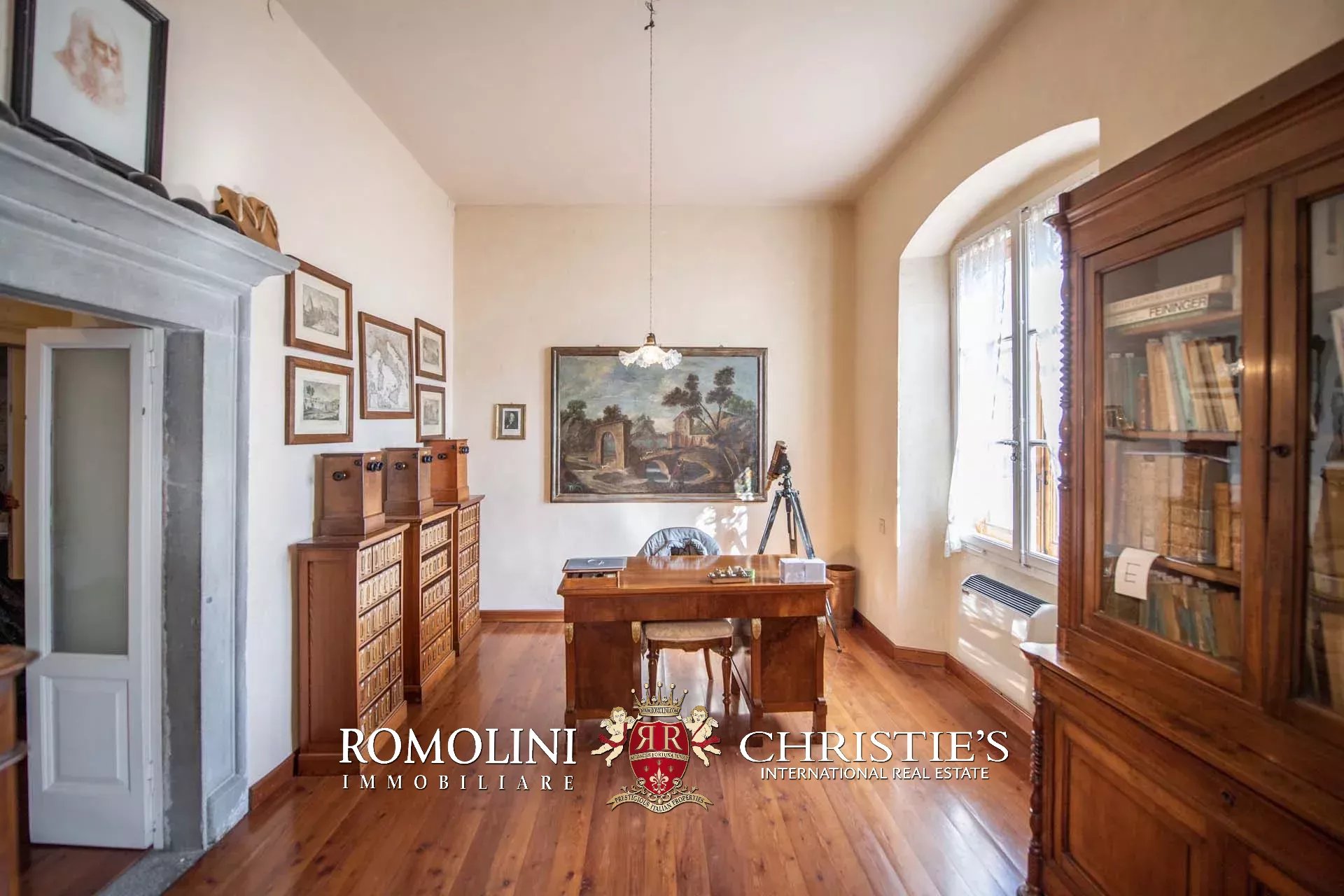 9 Bedroom Villa/Townhouse's Image 84