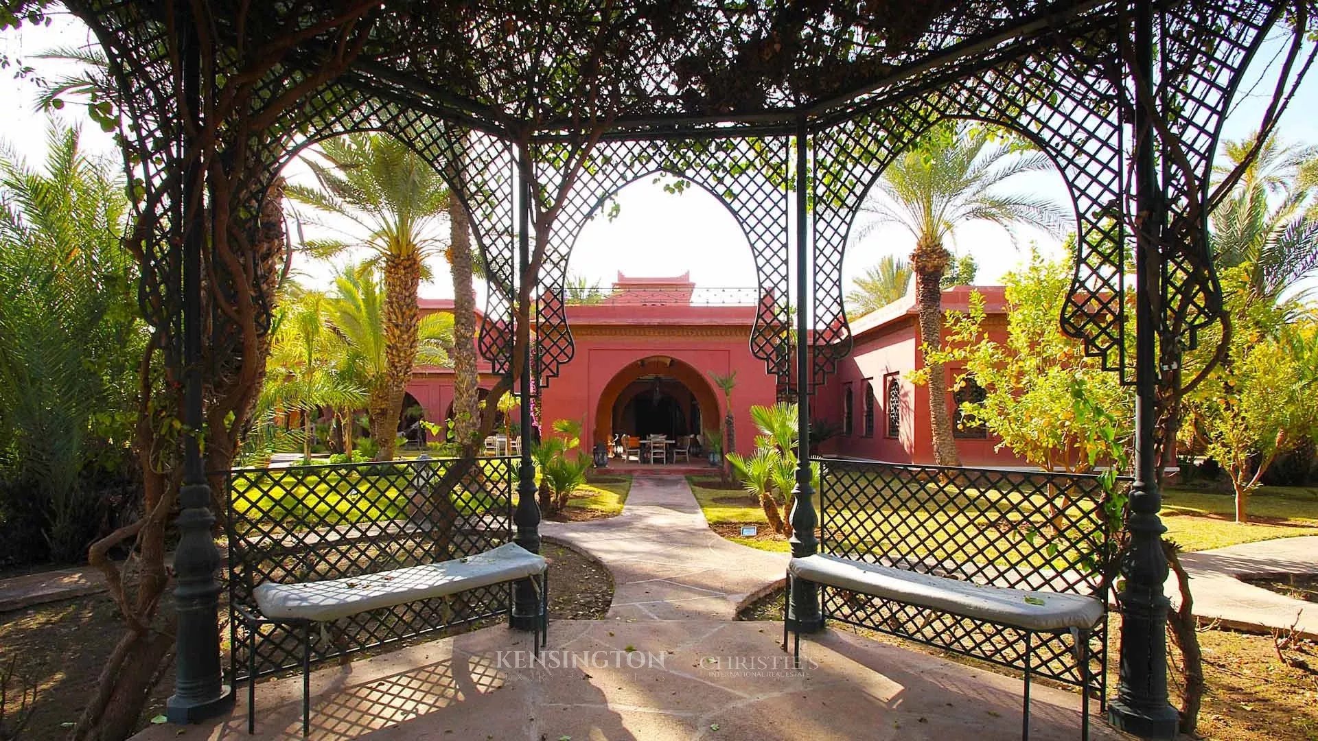 5 Bedroom Villa/Townhouse's Image 7