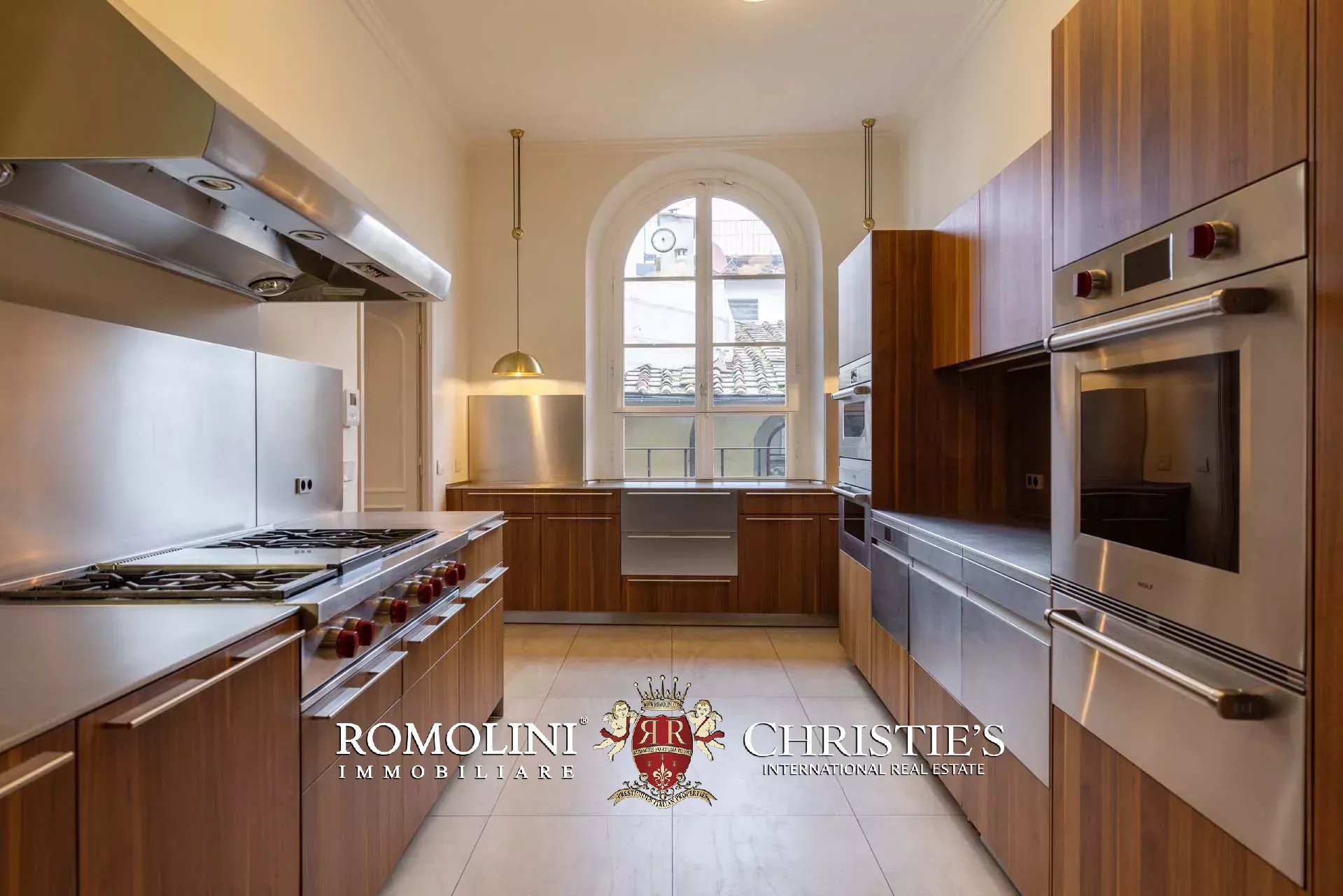 16 Bedroom Villa/Townhouse's Image 95