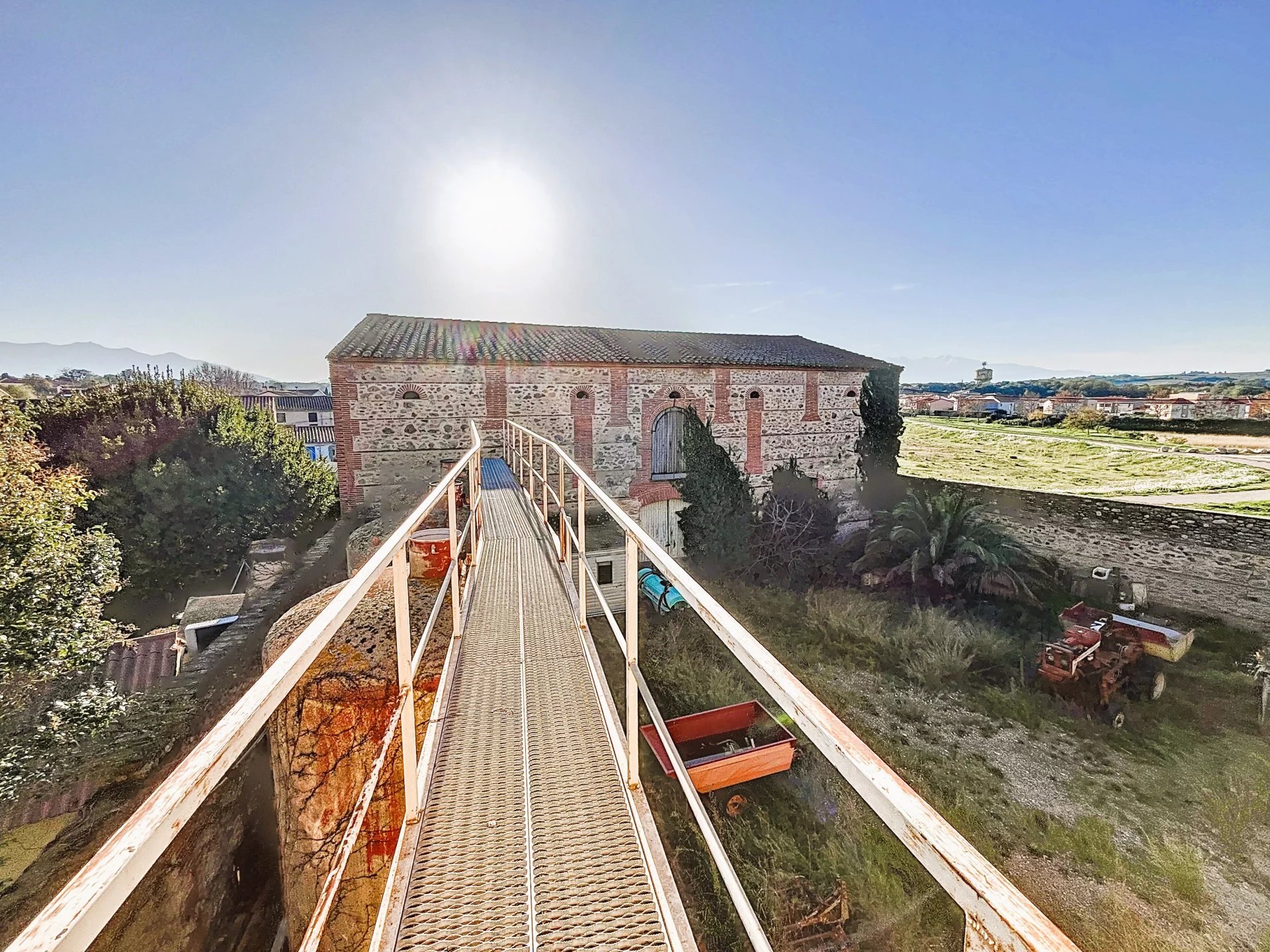 UNIQUE WINE CELLAR AND OUTBUILDINGS TO RENOVATE, SOUTH PERPIGNAN