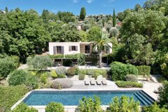 Villa for sale in Chateauneuf-Grasse — photo 1 of 7