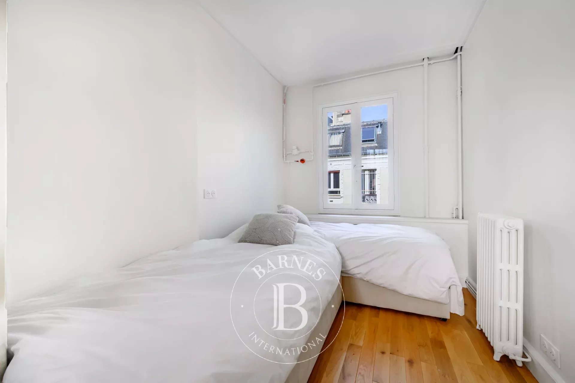 Daire Paris 8ème - picture 19