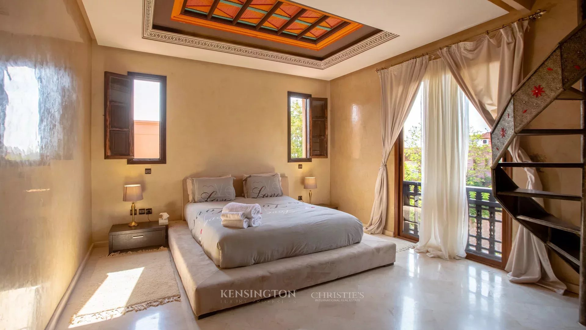 5 Bedroom Villa/Townhouse's Image 28
