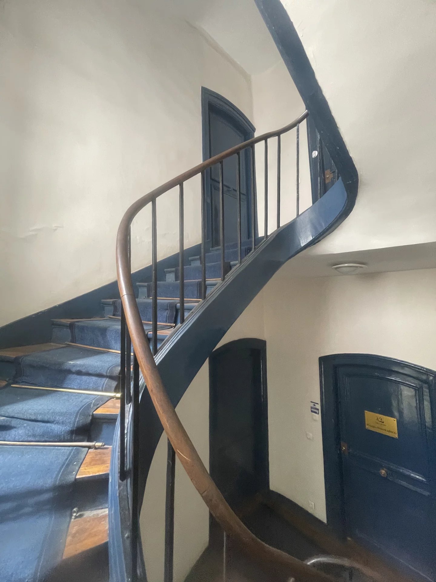 LOCATION BUREAU/CABINET - BAIL 3/6/9