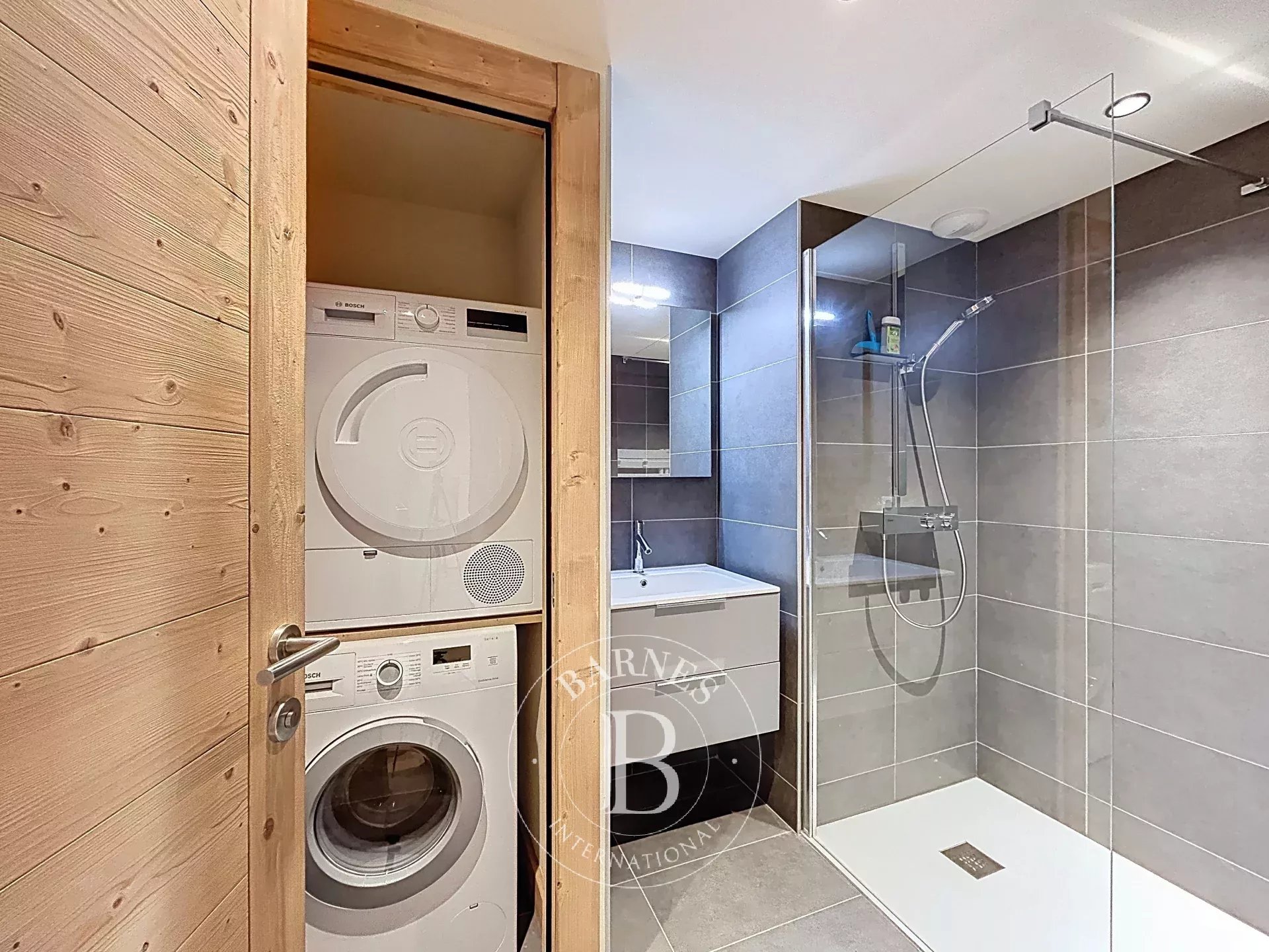 Photo of Les Gets – 118 sqm Duplex in the Heart of the Village – 3 Bedrooms + Mountain Sleeping Area