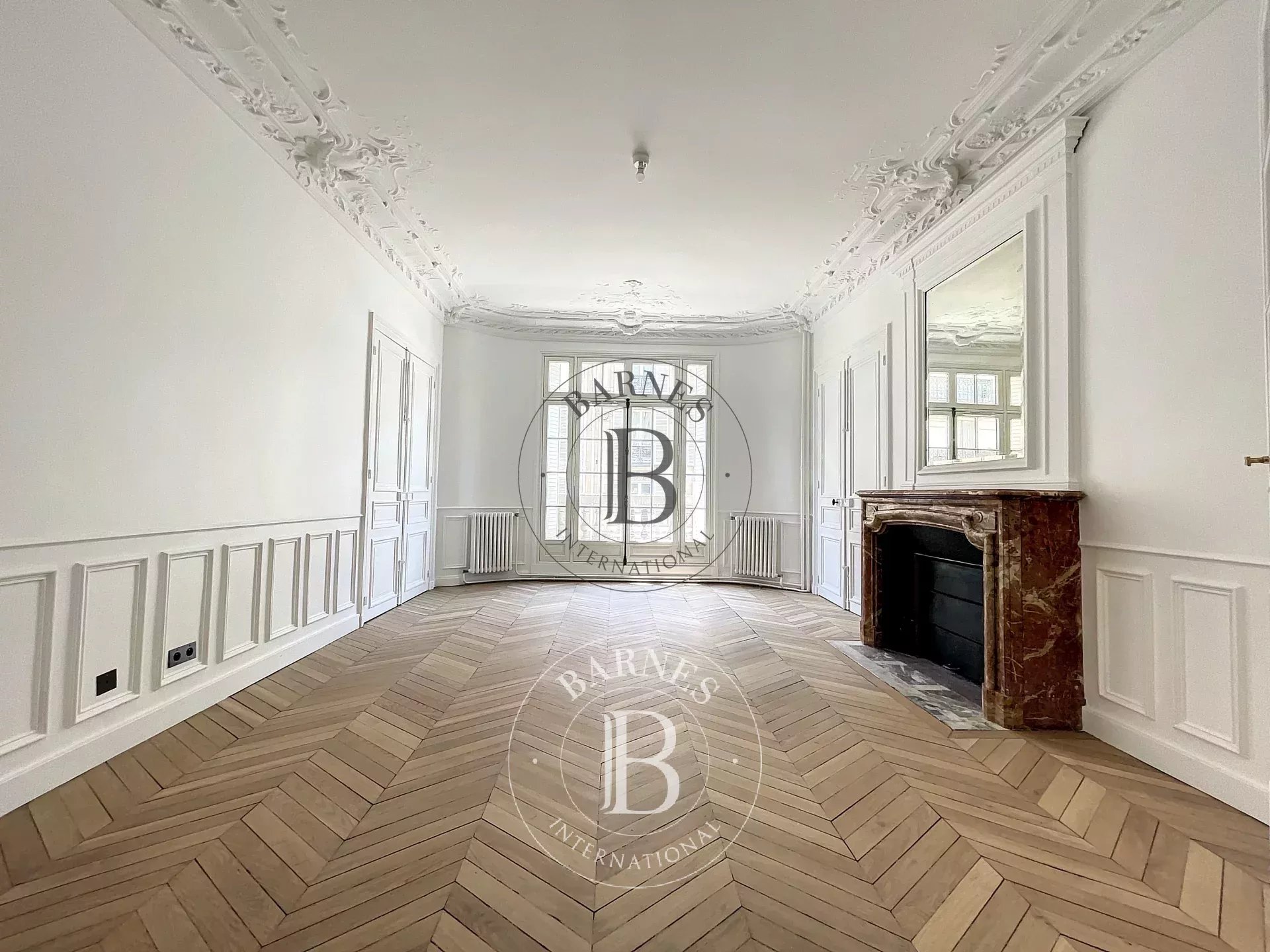 Daire Paris 8ème - picture 9