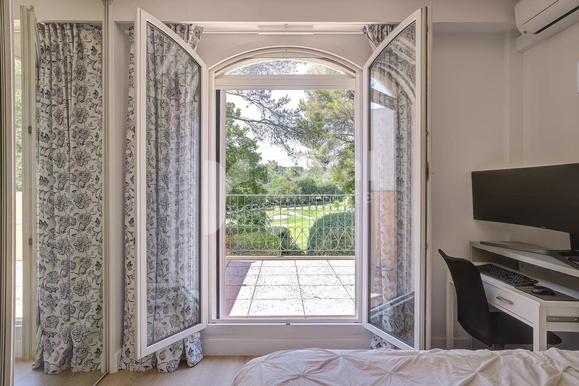 Villa contemporaine dans un domaine de prestige - Royal Mougins Golf — photo 15
