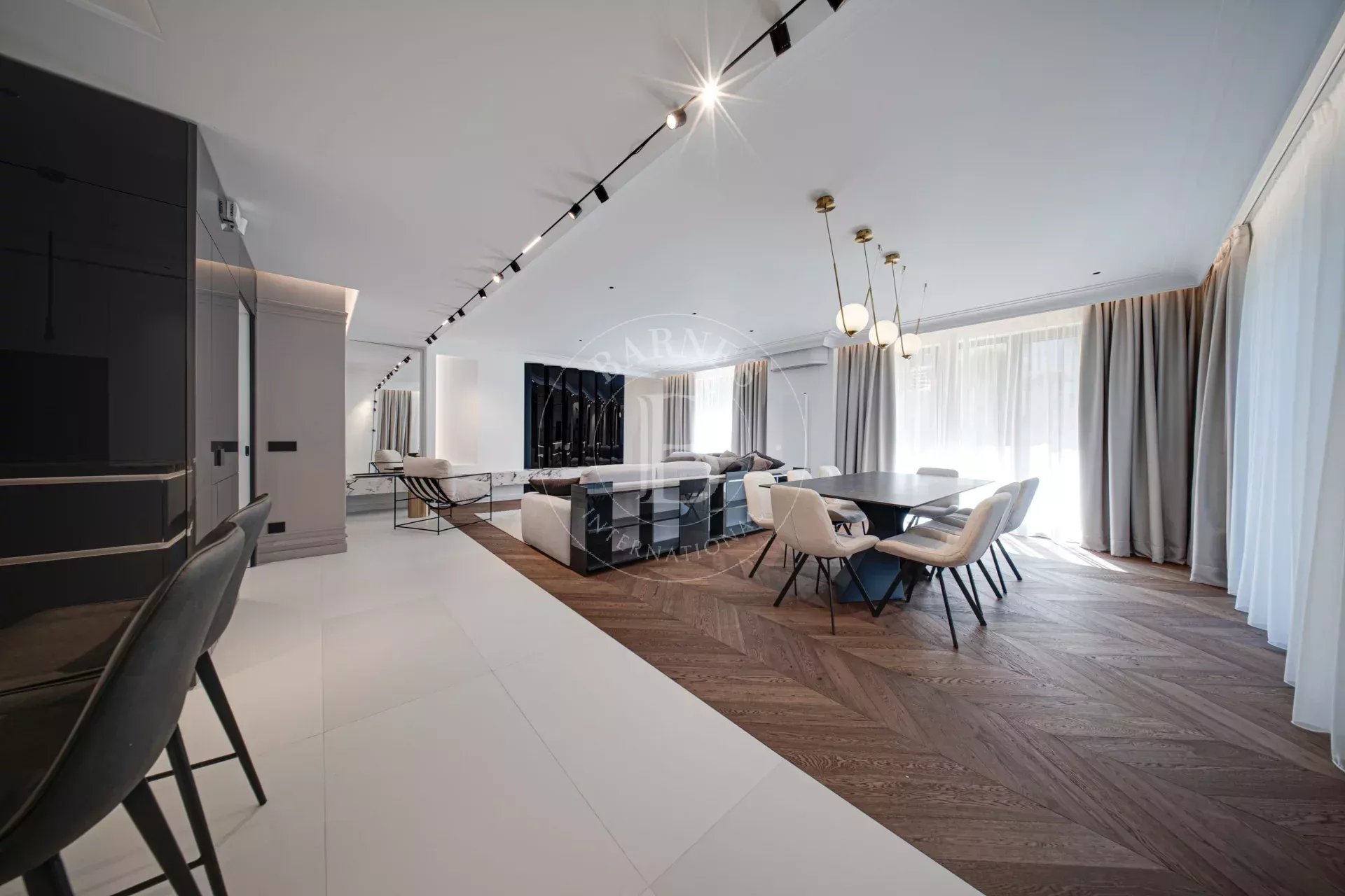 Sofia  - Maison 6 Pi&egrave;ces 5 Chambres - picture 1