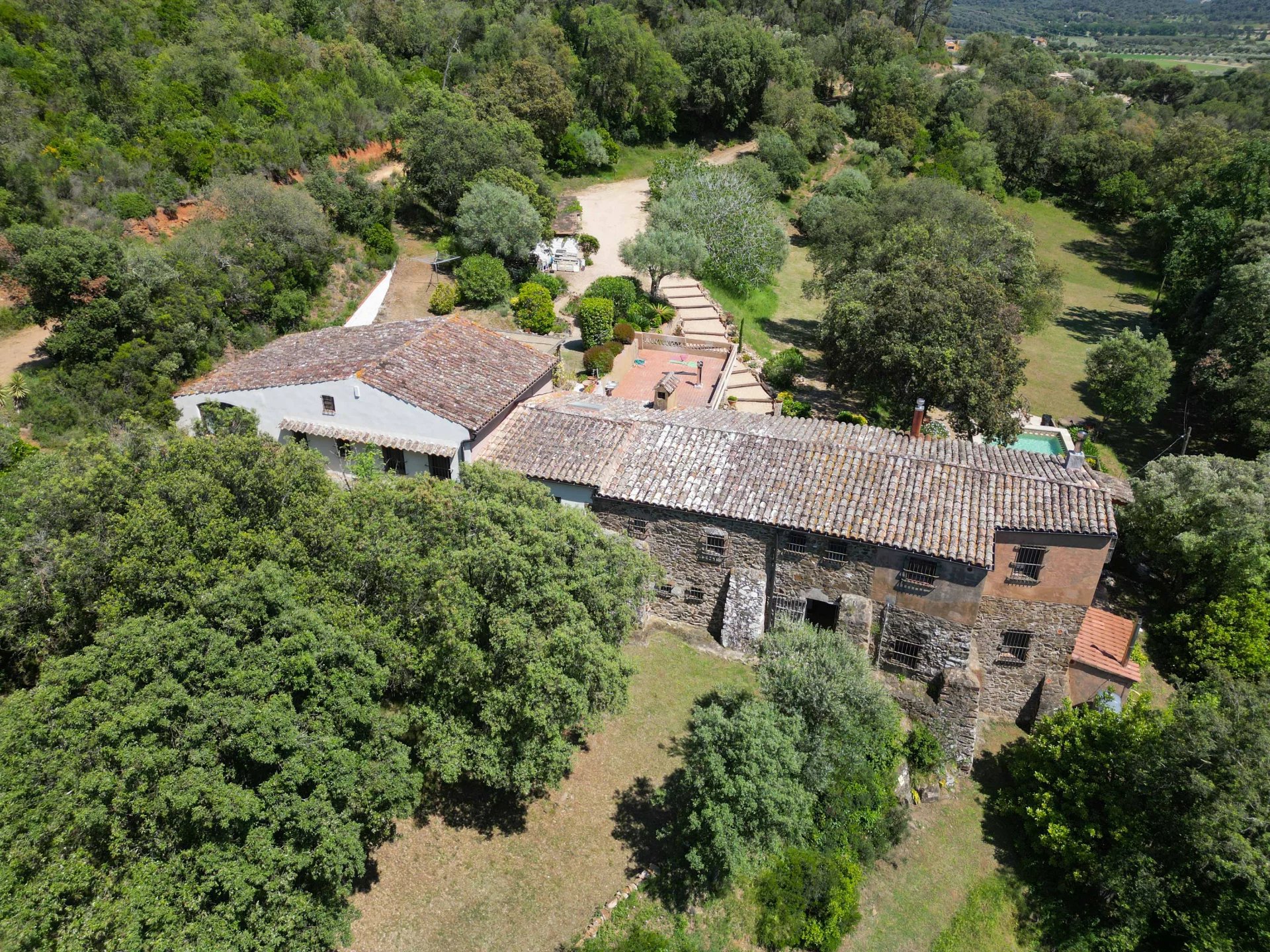 Maison de Campagne Entièrement Rénovée et Exclusive à Mont-ras, Baix Empordà