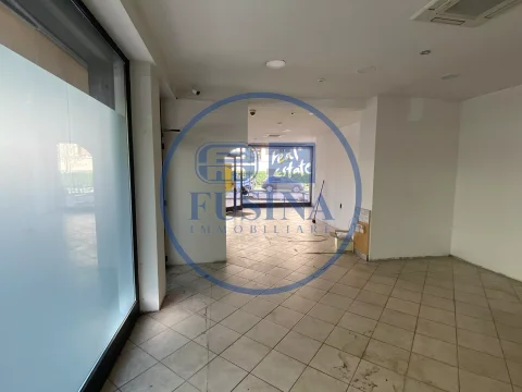 Negozio---Locale-commerciale-in-affitto---Bolzano-3