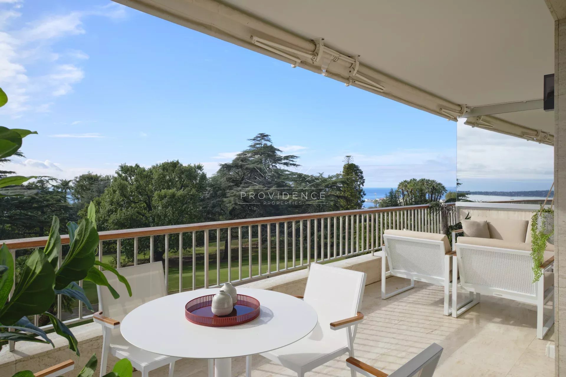 3-room flat, sea view - Cannes, Californie