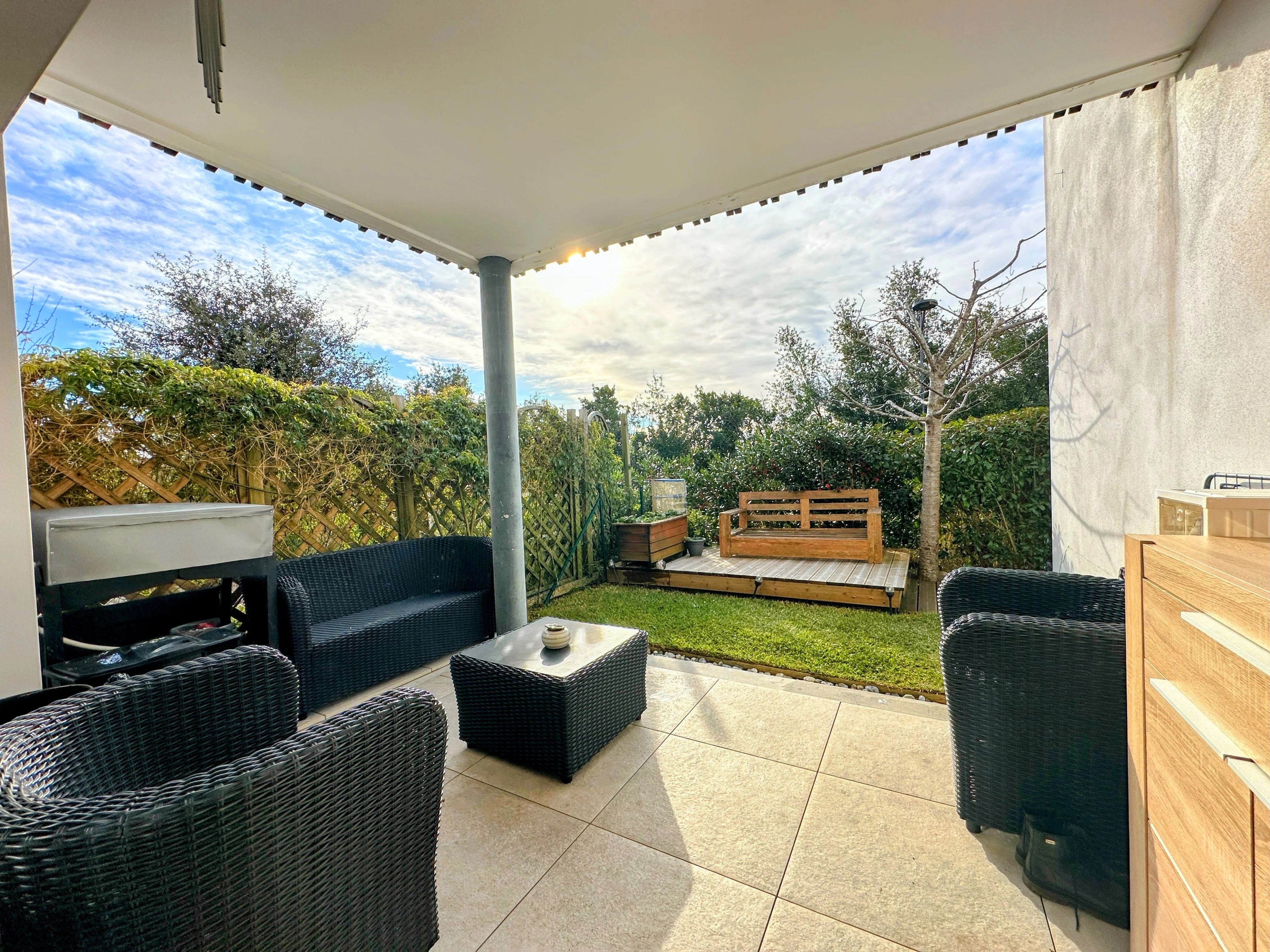 3 pièces + JARDIN de 70 m2 - Cadre de vie unique entre appartement et maison !