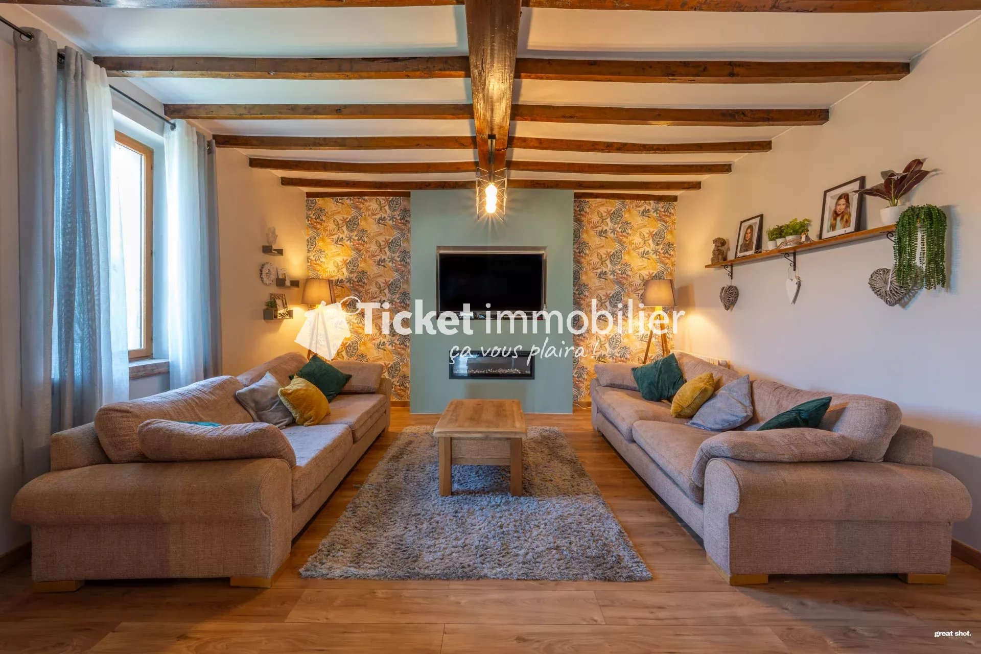 THIL - Maison T5 de 226m2 avec piscine, terrain de 9000m2 et dépendance à rénover — photo 3