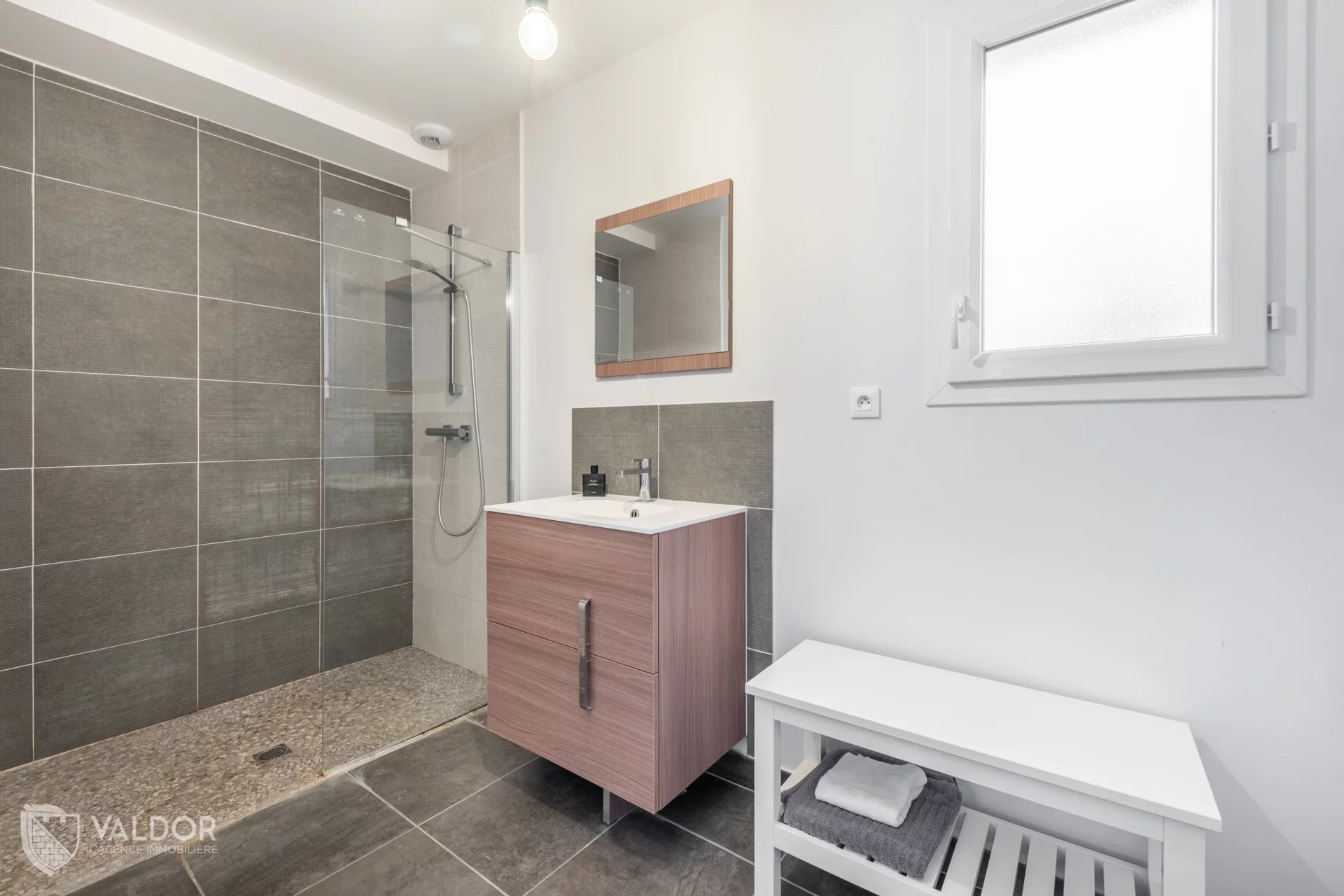 Maison individuelle 4 chambres - Terrain de 700 m²