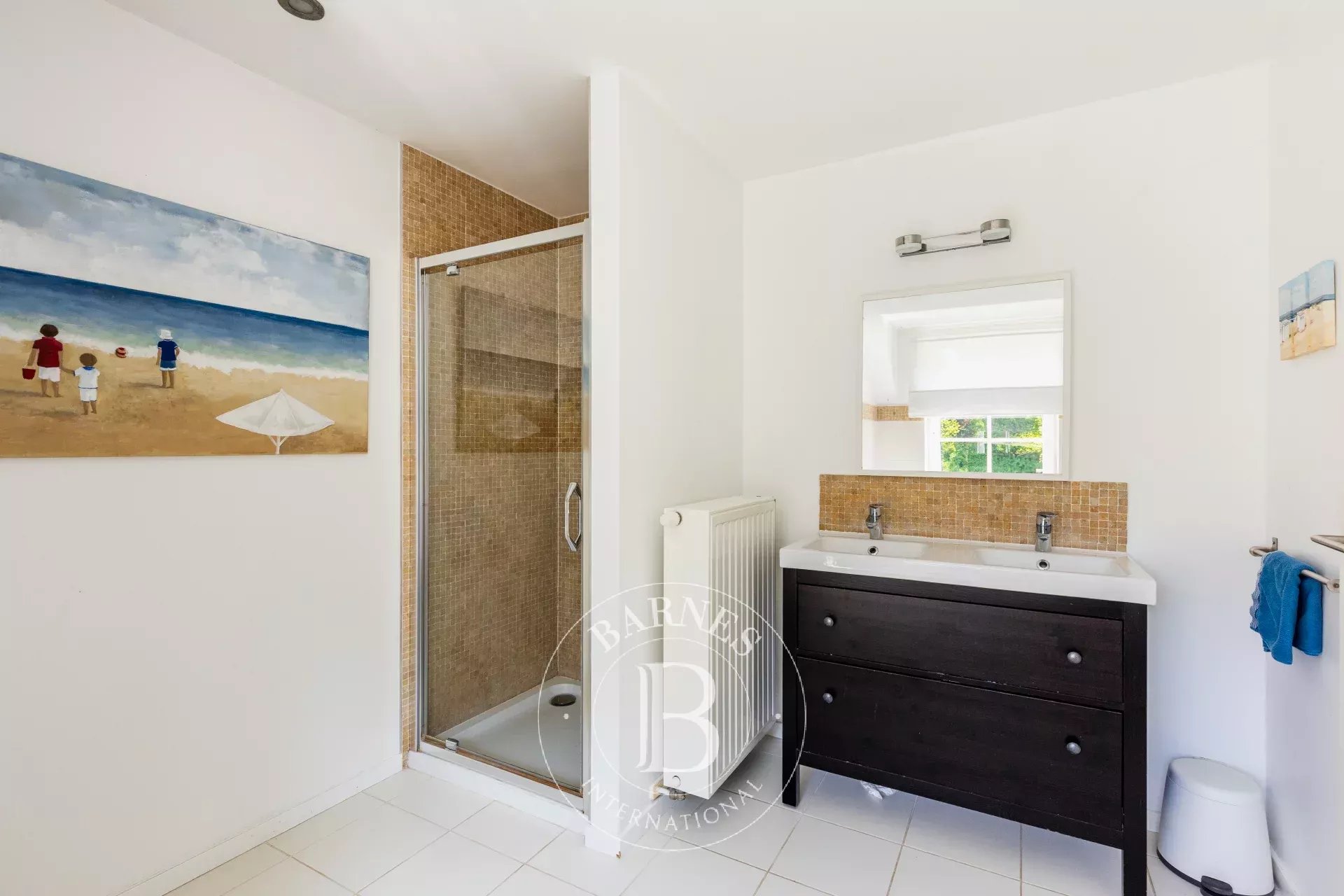Charming 2012 villa in a quiet neighborhood