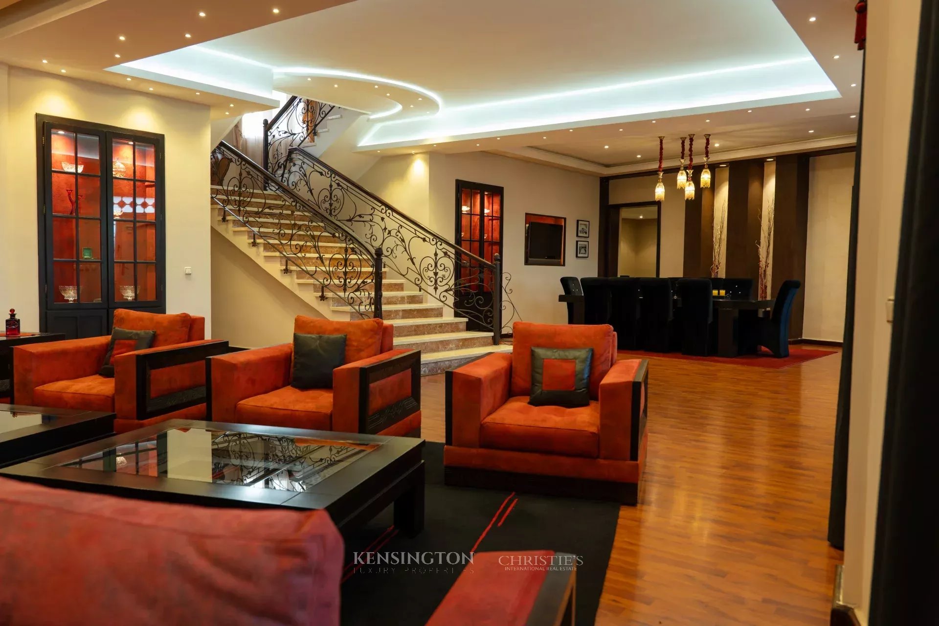 5 Bedroom Villa/Townhouse's Image 5
