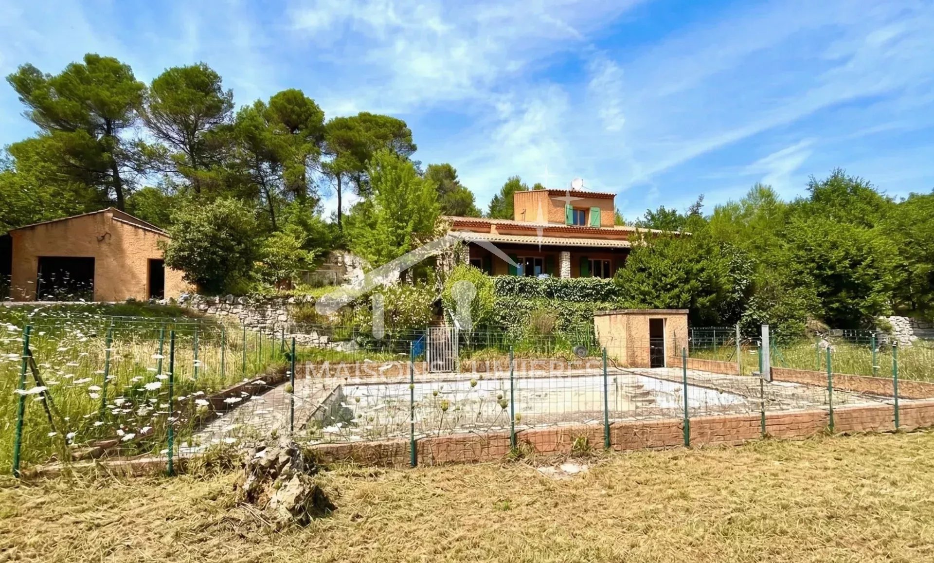 Agence immobilière de Maisons Lumières