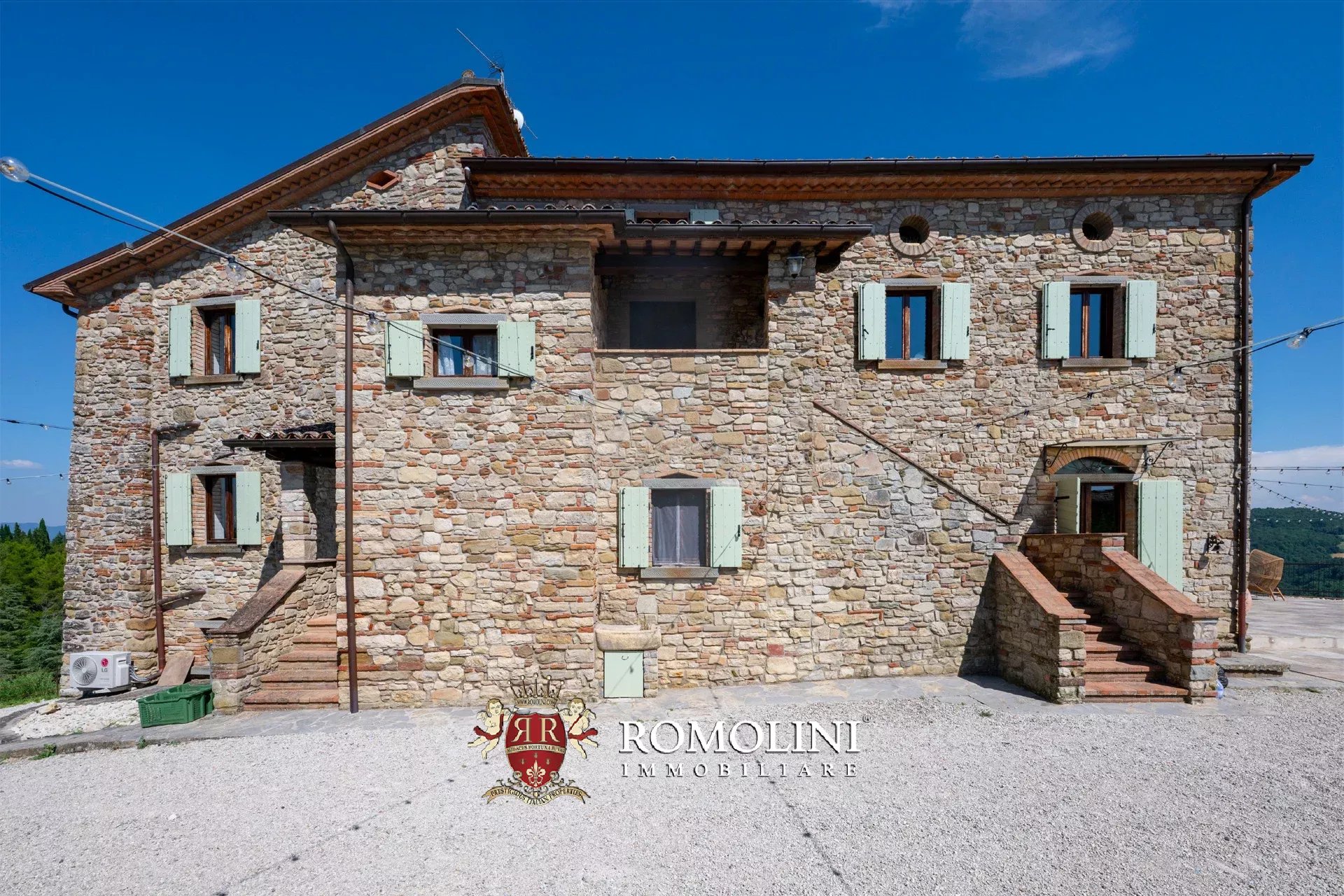 10 Bedroom Villa/Townhouse's Image 31