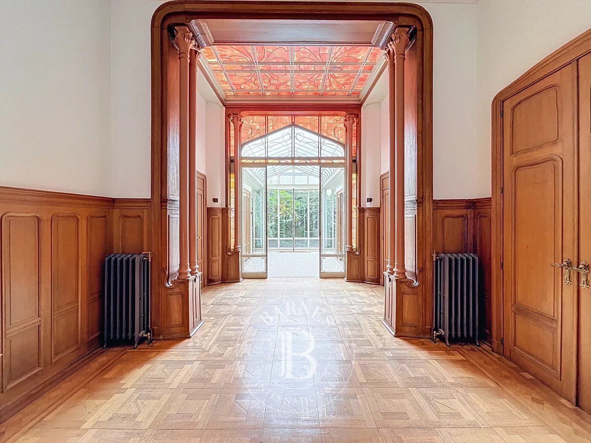 Prestigious office complex in a Victor Horta masterpiece