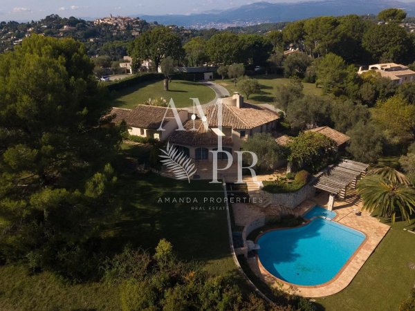 Luxury Family Villa Mougins | Bastide Estate with Olive Grove — photo 2