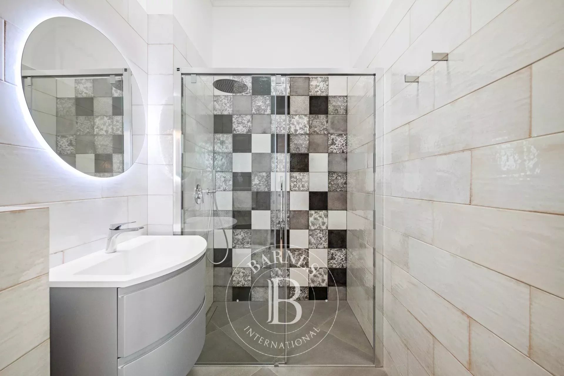 Daire Nice - picture 17